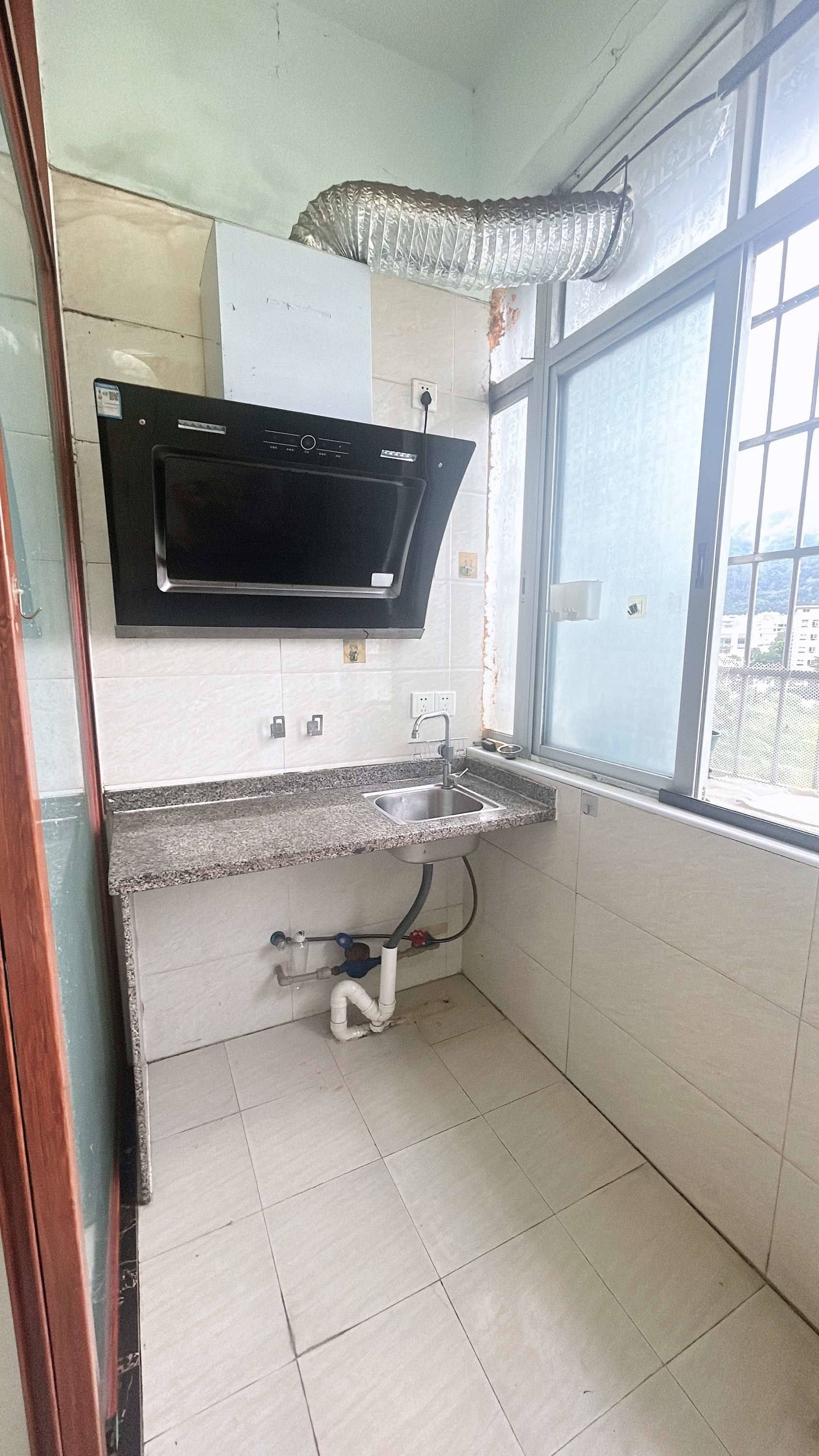 Guangzhou-Tianhe-Cozy Home,Clean&Comfy,No Gender Limit,Hustle & Bustle,“Friends”,Chilled,LGBTQ Friendly,Pet Friendly