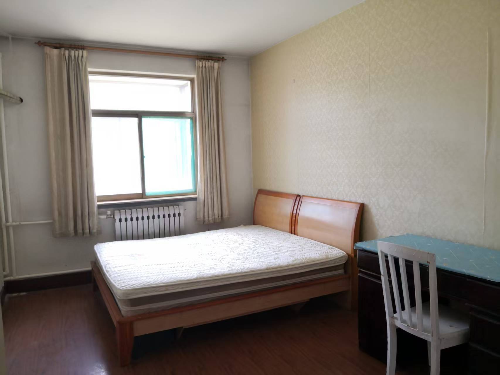 Jinan-Licheng-Cozy Home,Clean&Comfy,No Gender Limit,Hustle & Bustle