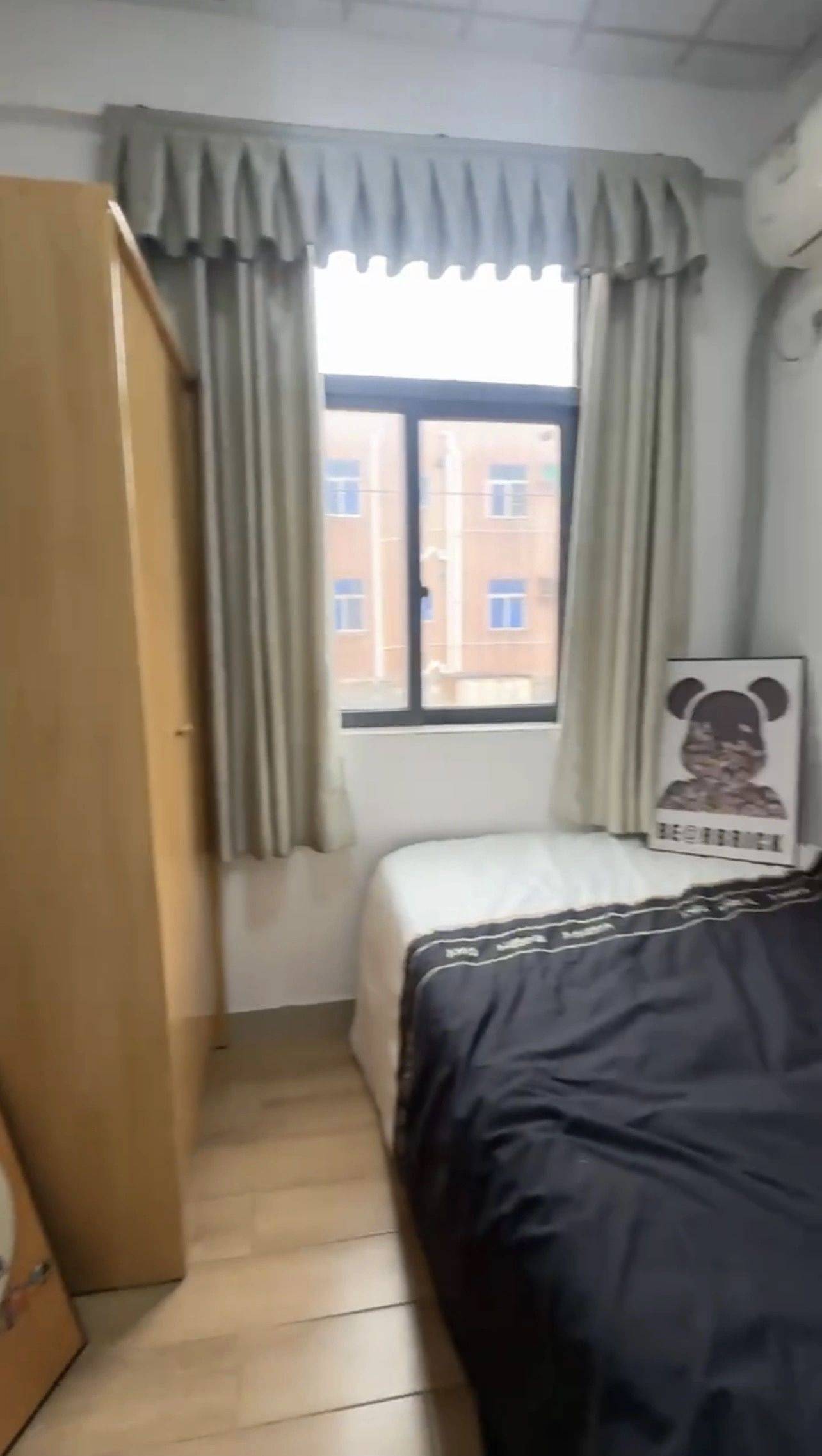 Shenzhen-BaoAn-Cozy Home,Clean&Comfy,No Gender Limit,Hustle & Bustle,“Friends”,Chilled,LGBTQ Friendly,Pet Friendly