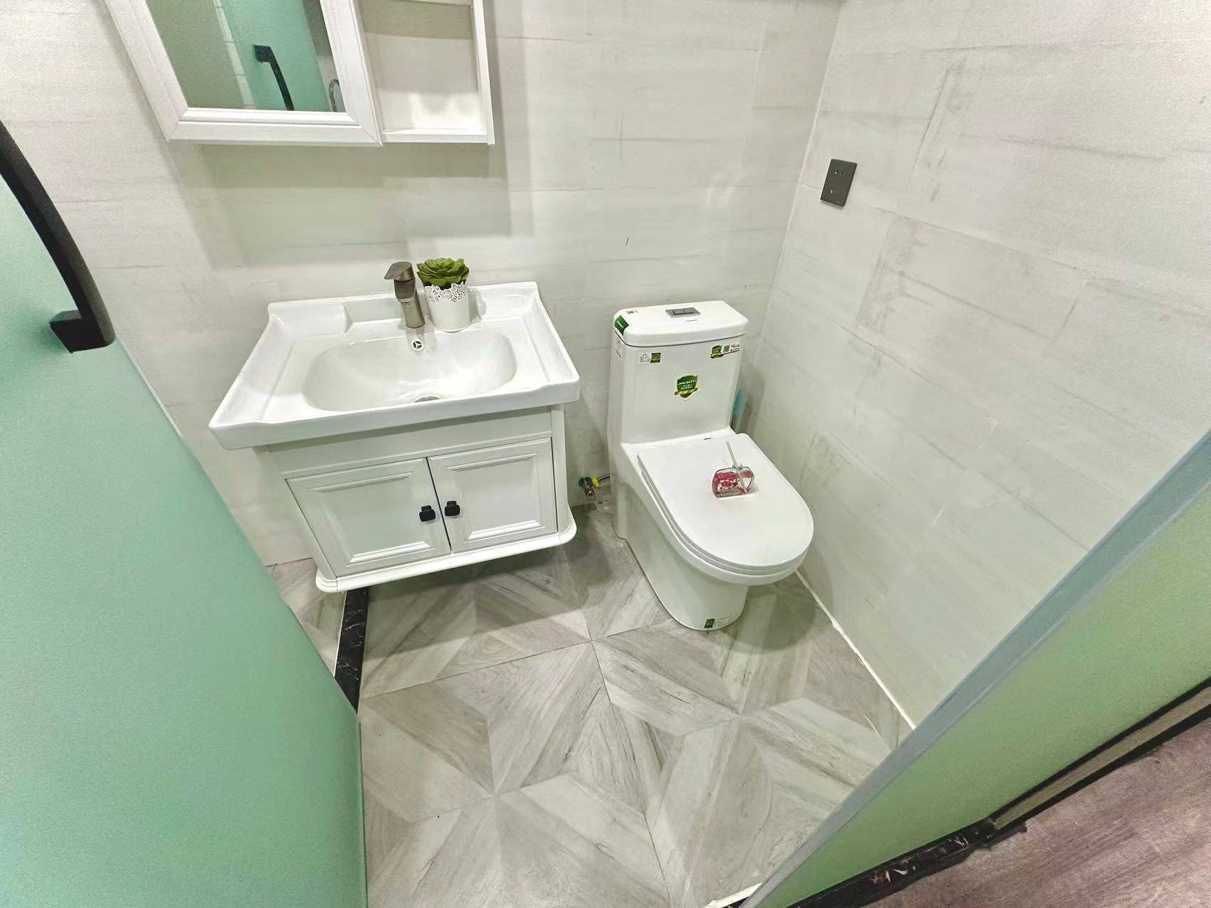 Shanghai-Pudong-12号线地铁,金京路地铁站,公寓直租,杨高北路地铁站,Pet Friendly,Cozy Home,Clean&Comfy