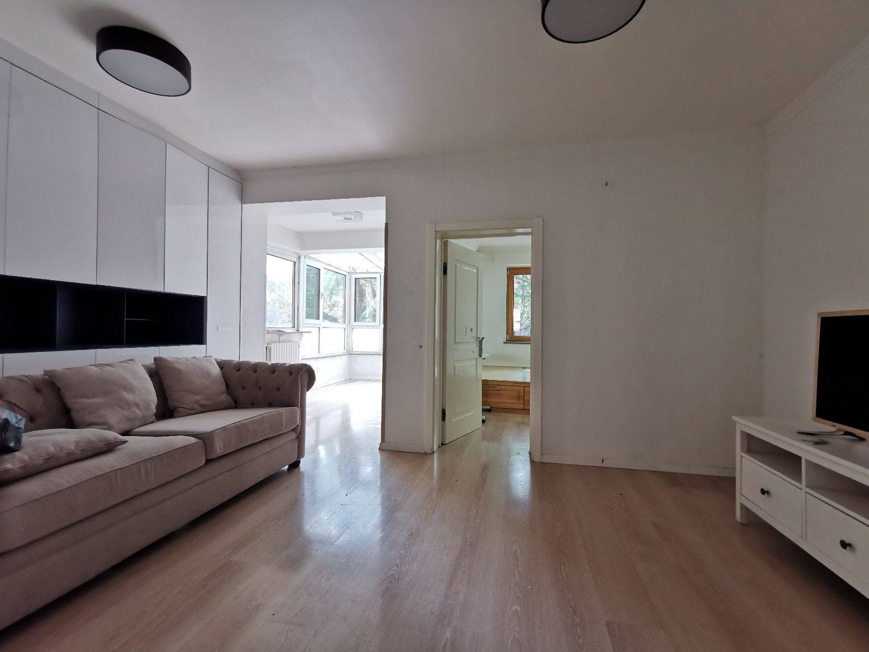 Beijing-Chaoyang-Long Term,Long & Short Term,Seeking Flatmate,Sublet,Replacement,Shared Apartment,Single Apartment,LGBTQ Friendly,Pet Friendly