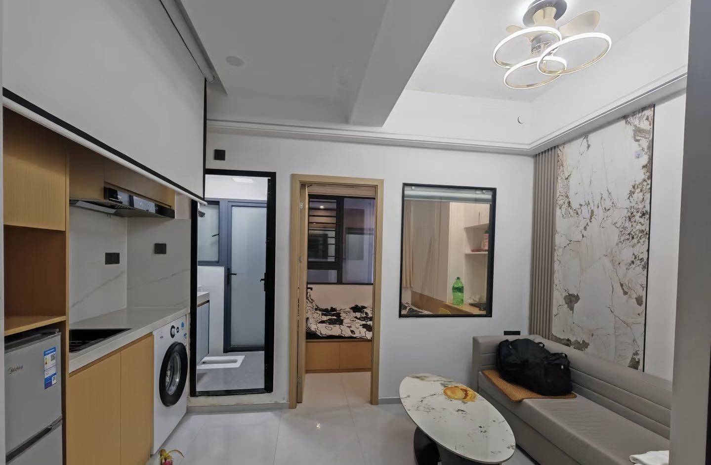 Shenzhen-Futian-Cozy Home,Clean&Comfy,Hustle & Bustle,“Friends”,Chilled,LGBTQ Friendly,Pet Friendly