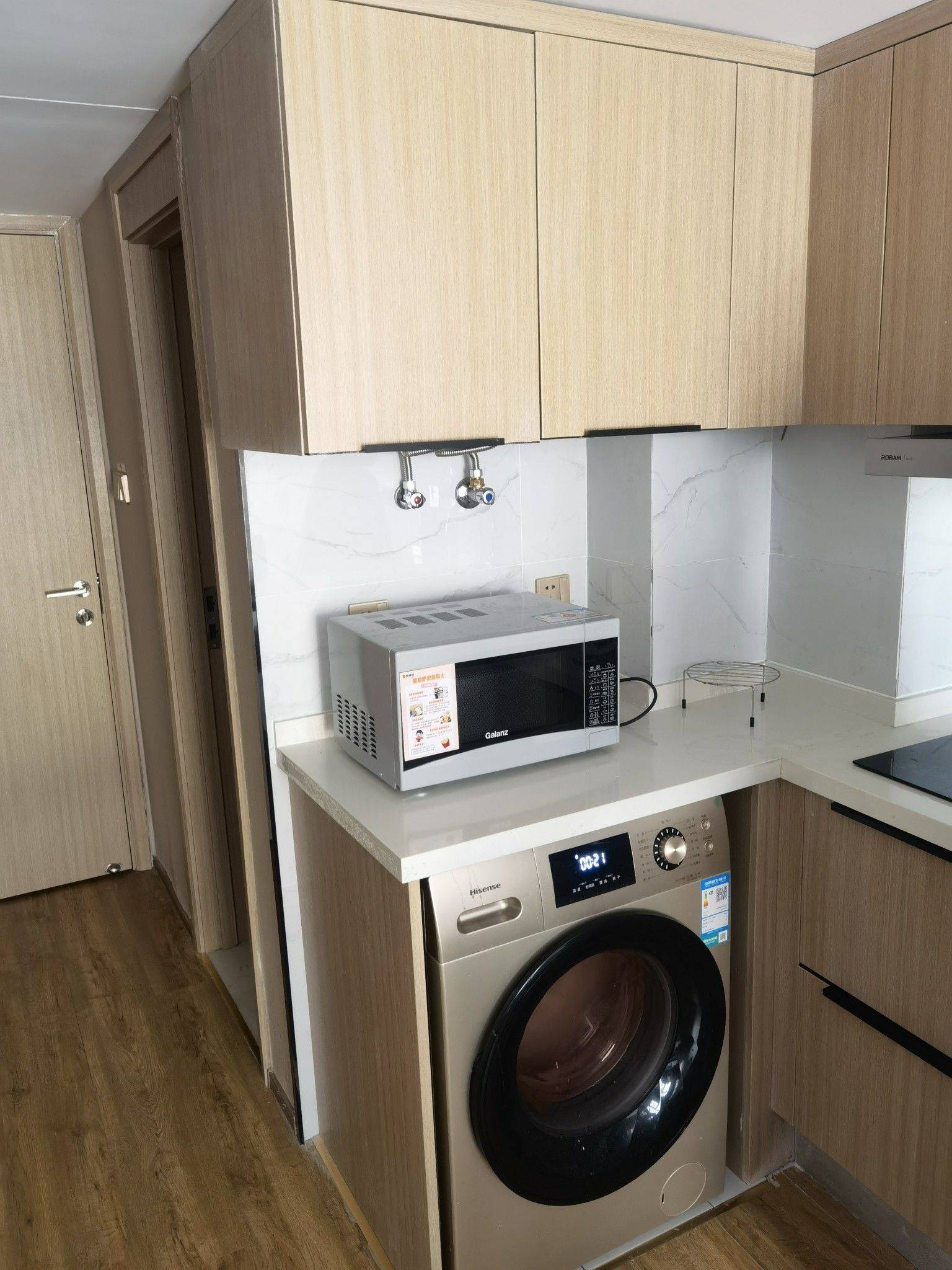 Nanjing-Jianye-Cozy Home,Clean&Comfy,No Gender Limit,Hustle & Bustle,“Friends”,Chilled,LGBTQ Friendly,Pet Friendly