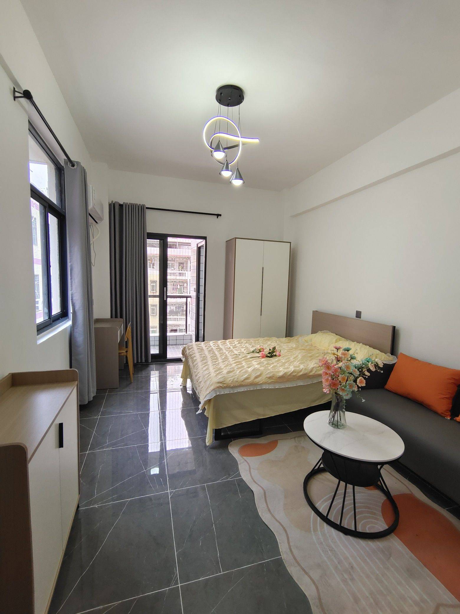 Shenzhen-BaoAn-Cozy Home,Clean&Comfy,No Gender Limit,Hustle & Bustle,“Friends”,Chilled,LGBTQ Friendly,Pet Friendly