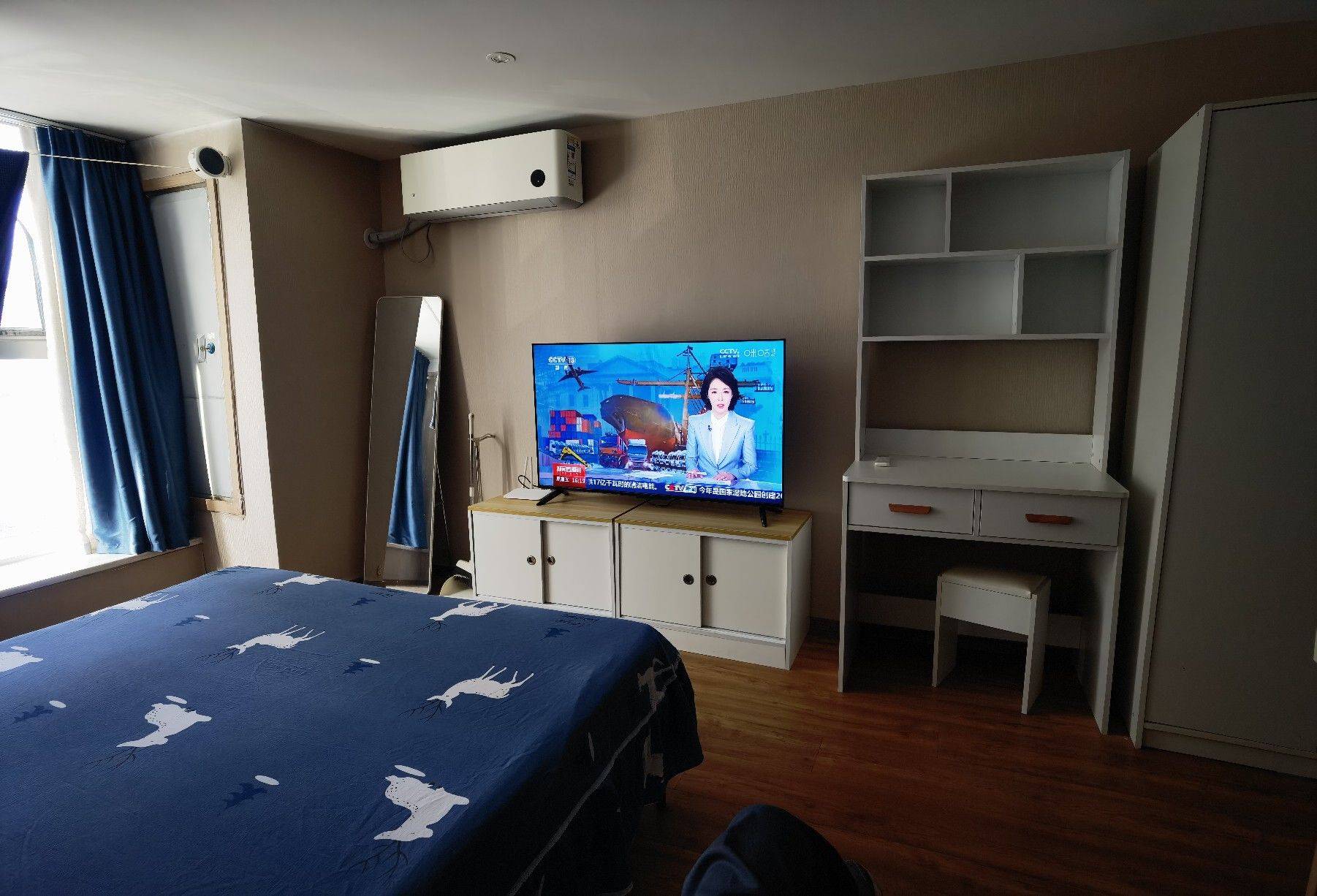 Nanjing-Jianye-Cozy Home,Clean&Comfy,No Gender Limit,Hustle & Bustle,“Friends”,Chilled,LGBTQ Friendly,Pet Friendly