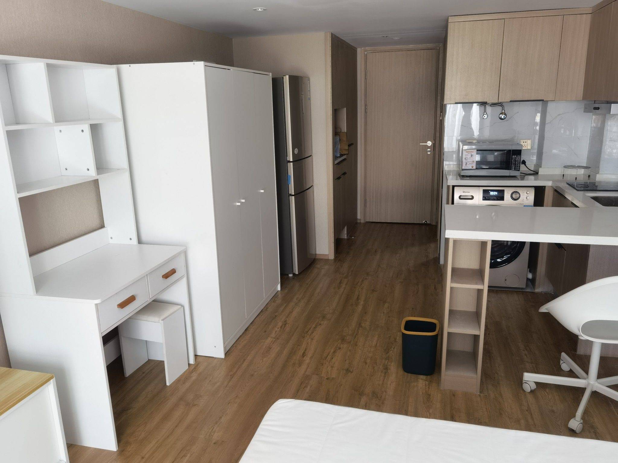 Nanjing-Jianye-Cozy Home,Clean&Comfy,No Gender Limit,Hustle & Bustle,“Friends”,Chilled,LGBTQ Friendly,Pet Friendly