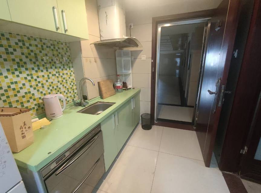 Guangzhou-Tianhe-Clean&Comfy