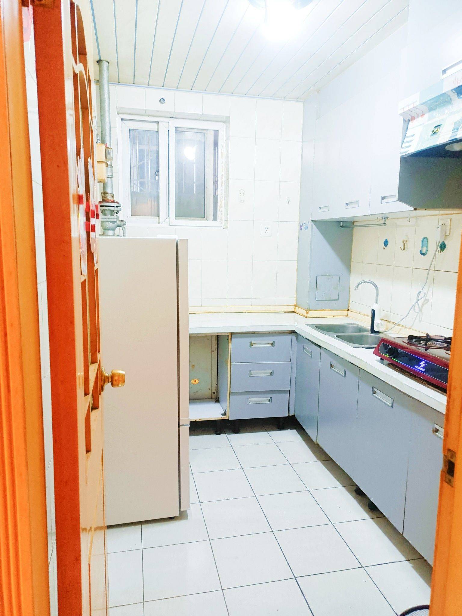 Beijing-Chaoyang-小区带中心花园,旁边就是地铁公交站,居住舒适不临街,衣食住行很方便,房子很干净24小时热水,北京朝阳大悦城商圈,小区封闭式管理,Pet Friendly,Cozy Home,Clean&Comfy,Hustle & Bustle,Chilled