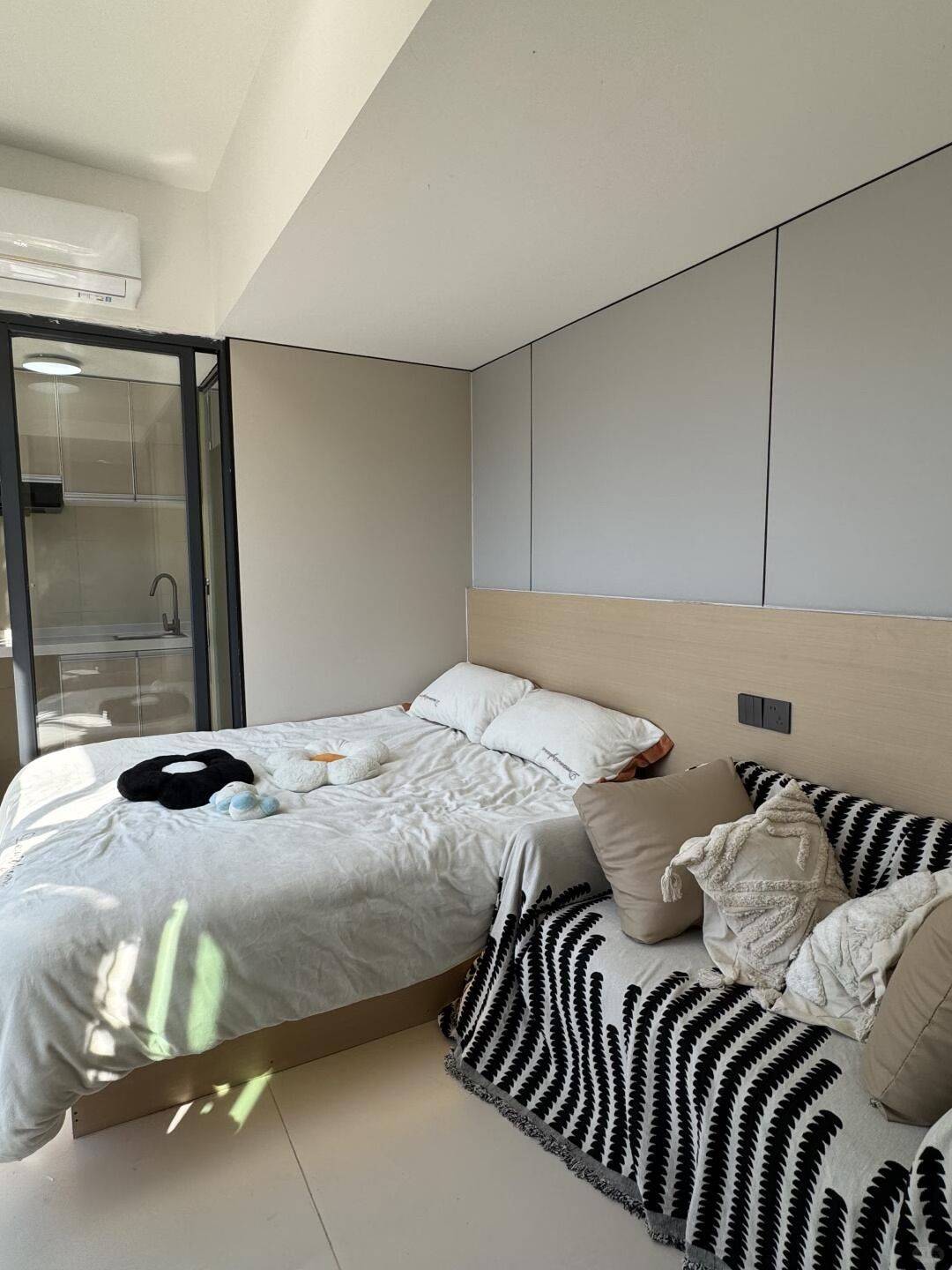 Shenzhen-BaoAn-Cozy Home,Clean&Comfy,No Gender Limit,Hustle & Bustle,“Friends”,Chilled,LGBTQ Friendly,Pet Friendly