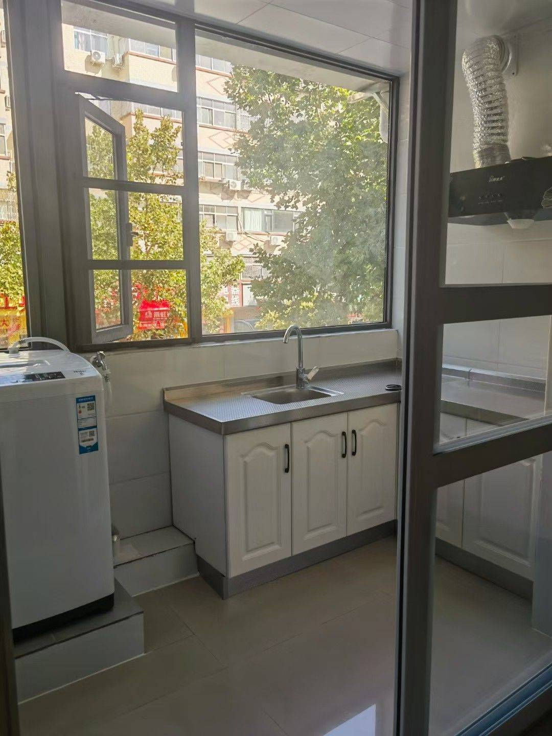 Zhengzhou-Jinshui-Cozy Home,No Gender Limit,Hustle & Bustle
