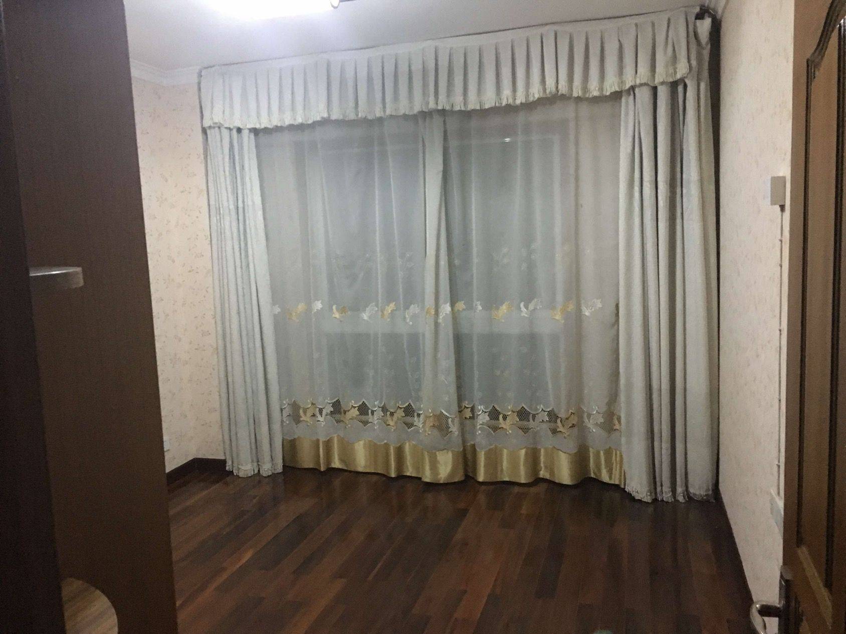 Xuanwu 湖景花园-5栋
