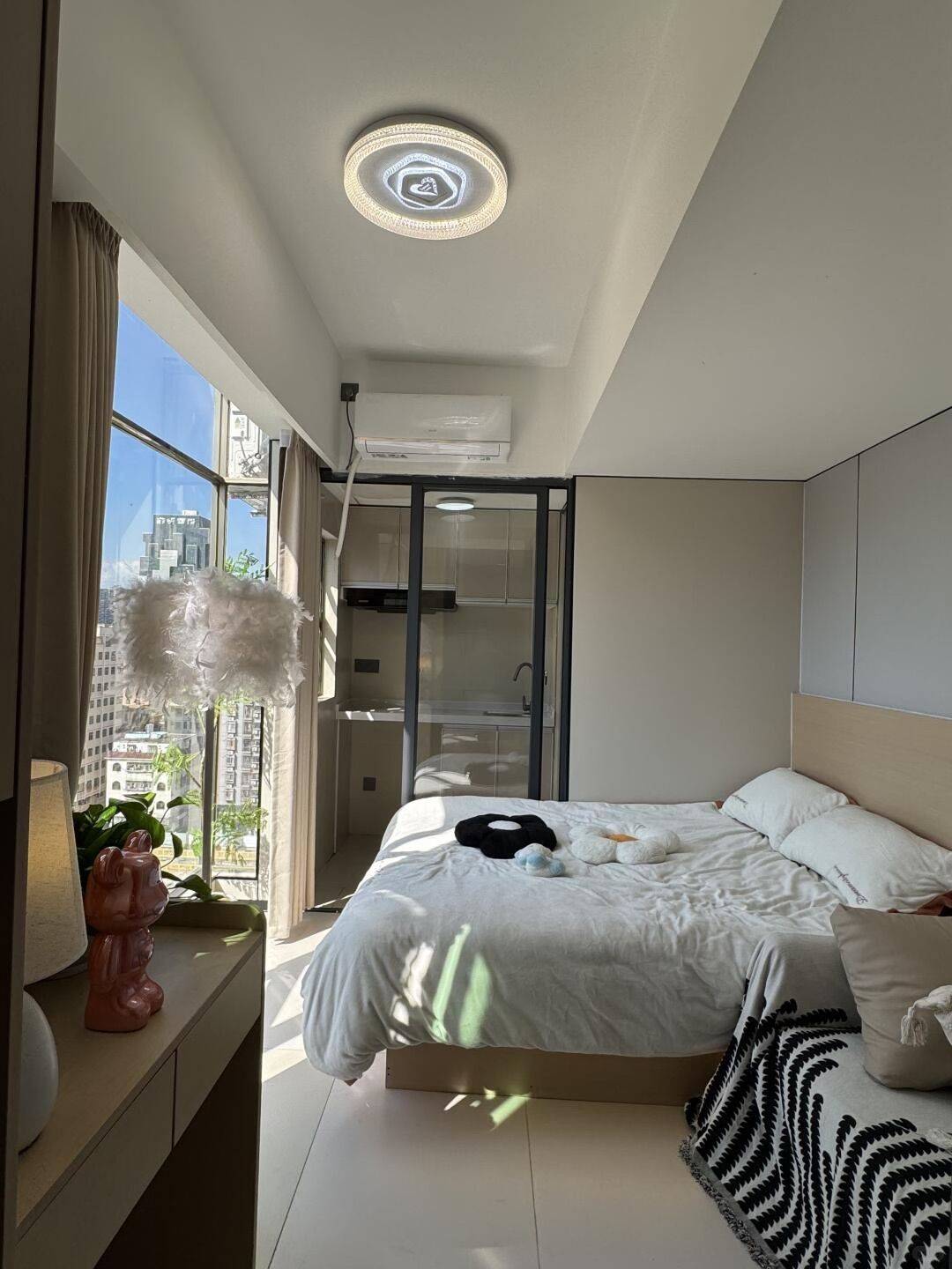 Shenzhen-BaoAn-Cozy Home,Clean&Comfy,No Gender Limit,Hustle & Bustle,“Friends”,Chilled,LGBTQ Friendly,Pet Friendly