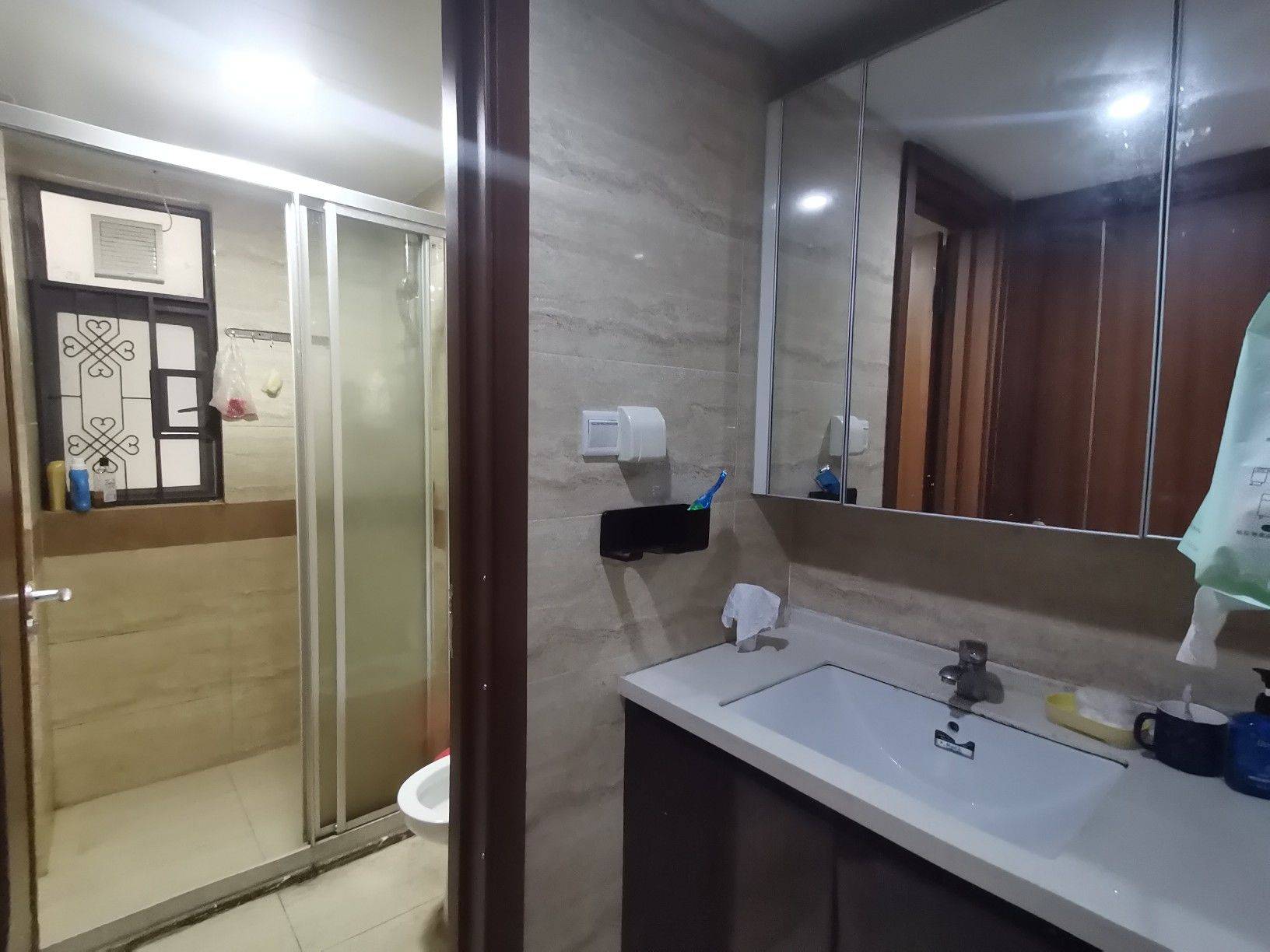 Guangzhou-Huangpu-Cozy Home,Clean&Comfy,No Gender Limit,Hustle & Bustle,“Friends”,Chilled