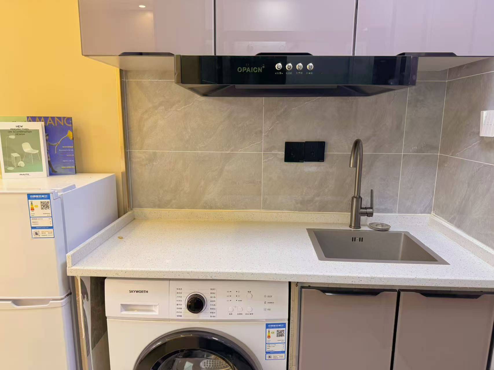 Nanjing-Gulou-Cozy Home,Clean&Comfy,No Gender Limit,Hustle & Bustle,“Friends”,Chilled,LGBTQ Friendly,Pet Friendly