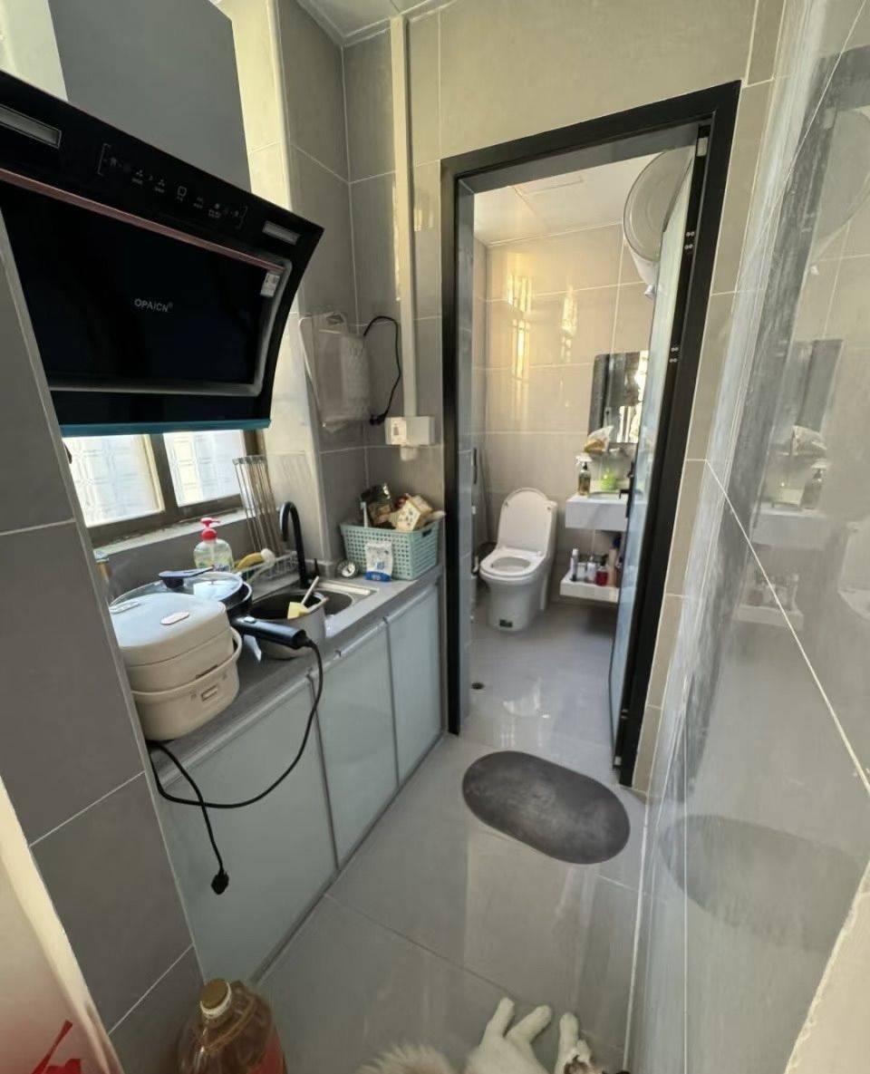Shanghai-Pudong-Cozy Home,Clean&Comfy,No Gender Limit,Chilled,Pet Friendly