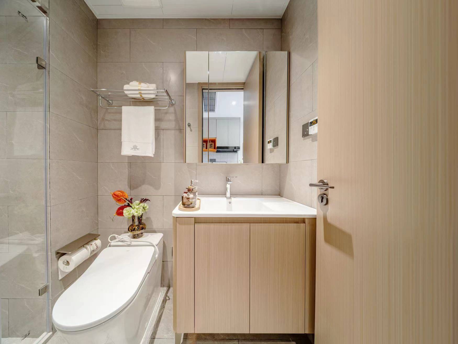 Beijing-Haidian-精装公寓,4号线公寓,Pet Friendly,LGBTQ Friendly,Cozy Home,Clean&Comfy,No Gender Limit,Hustle & Bustle,“Friends”,Chilled