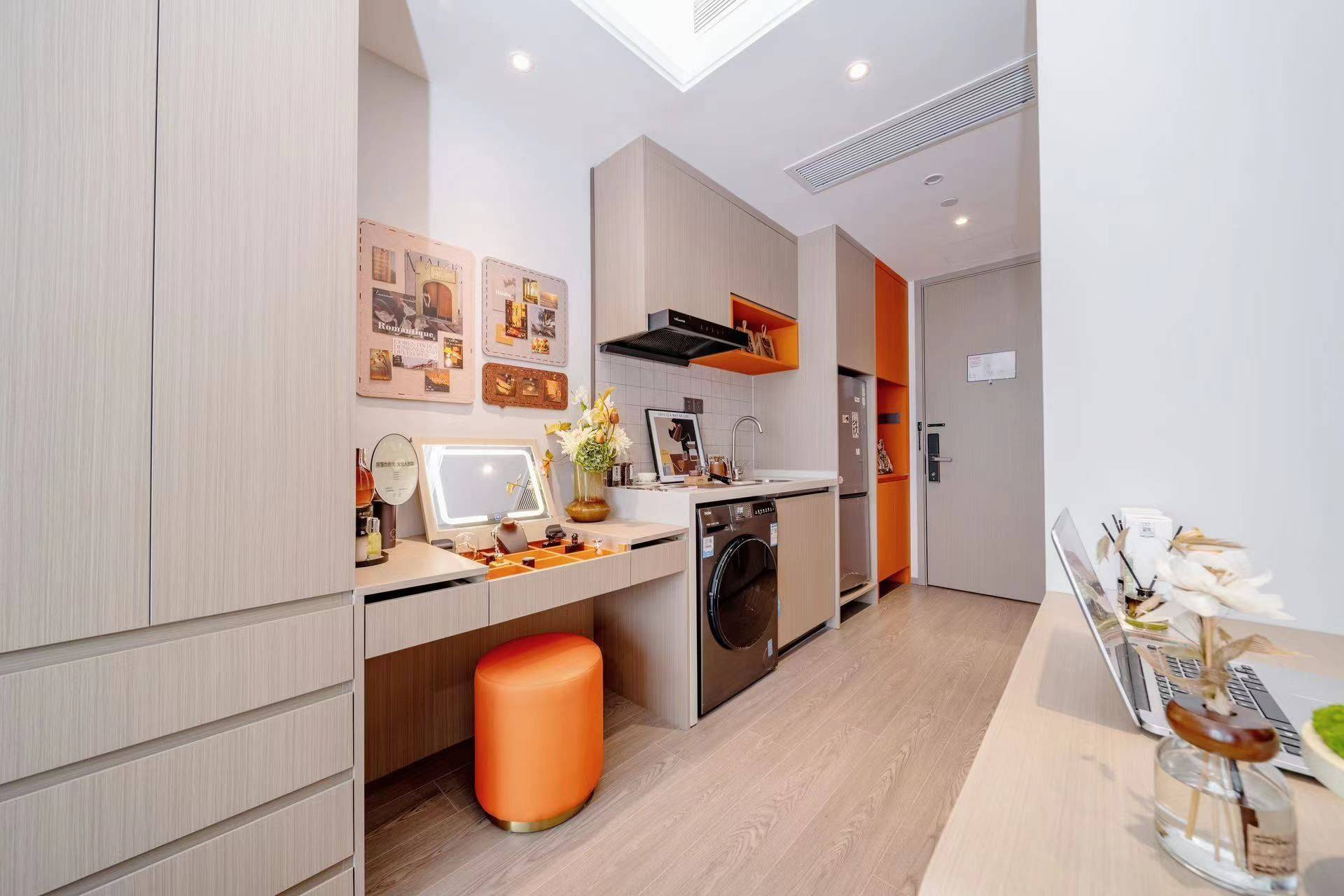 Beijing-Haidian-精装公寓,4号线公寓,Pet Friendly,LGBTQ Friendly,Cozy Home,Clean&Comfy,No Gender Limit,Hustle & Bustle,“Friends”,Chilled