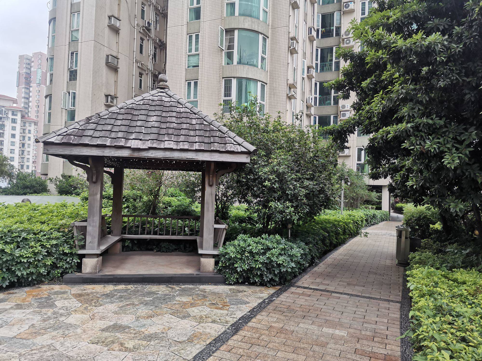 Guangzhou-Tianhe-Cozy Home,Clean&Comfy,No Gender Limit,Hustle & Bustle,“Friends”,Chilled,LGBTQ Friendly