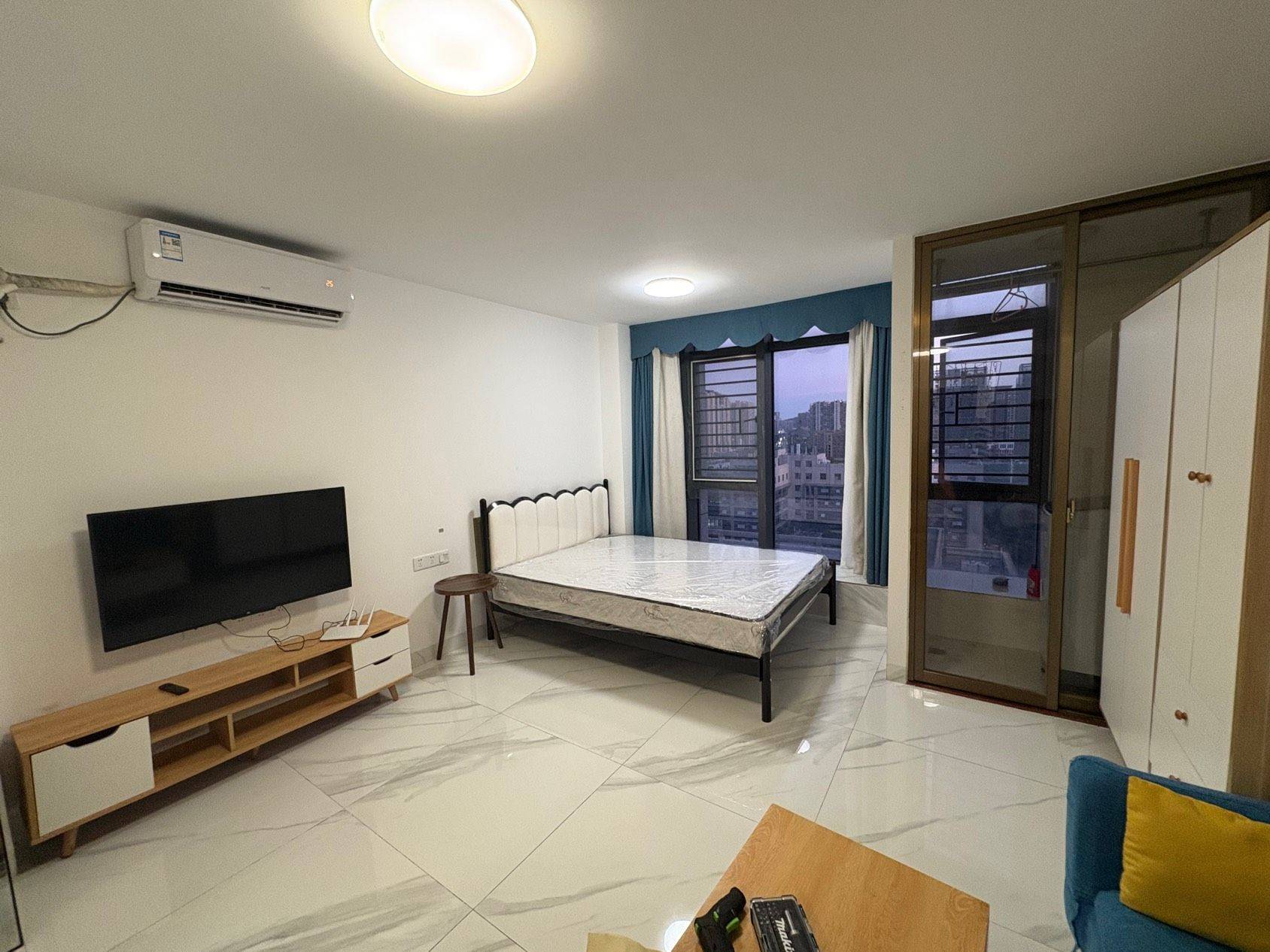 Cozy Home-Clean&Comfy-No Gender Limit