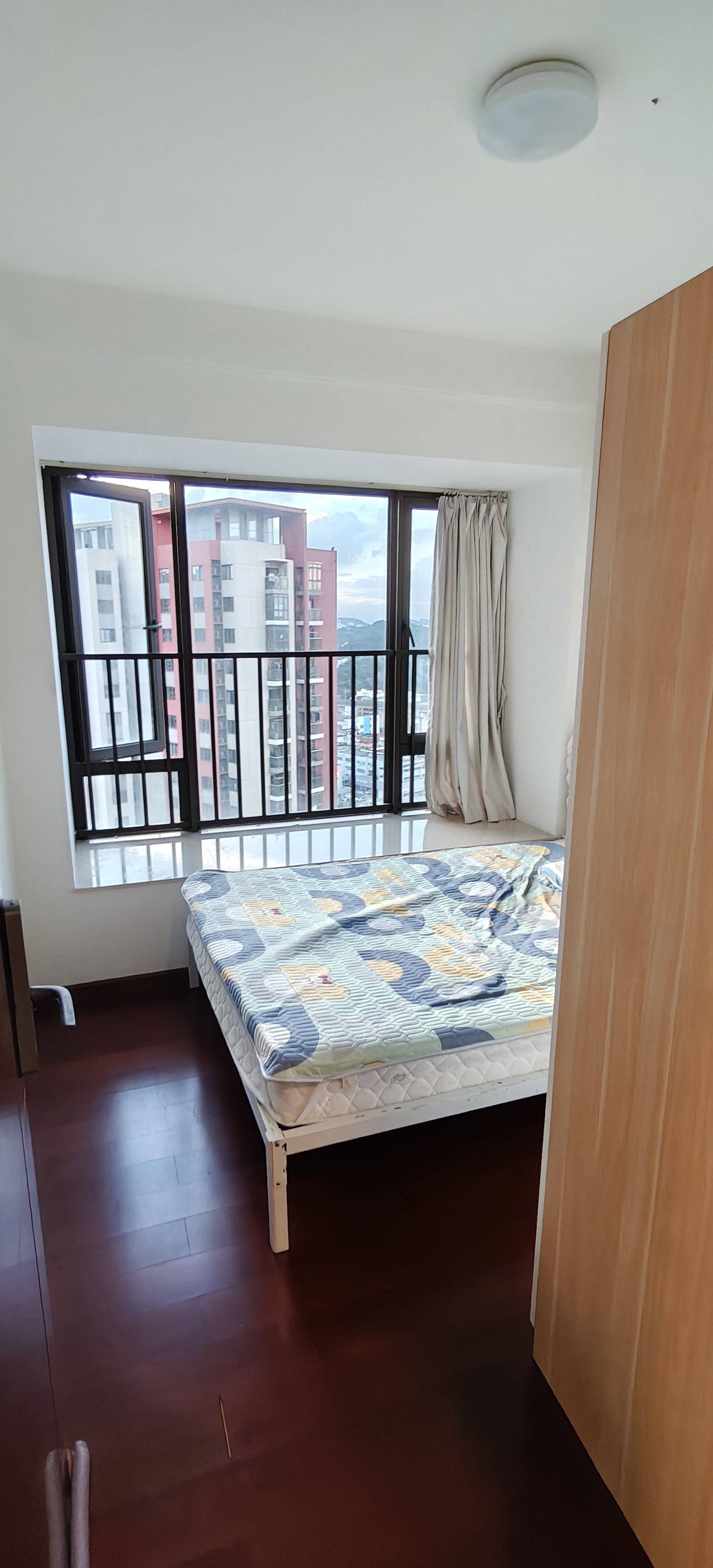 Shenzhen-Longgang-Clean&Comfy