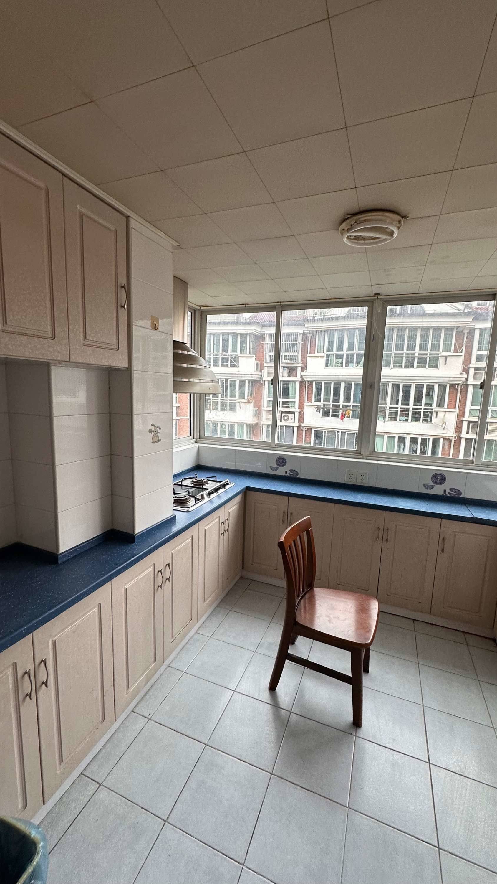 Nanjing-Gulou-Cozy Home,Clean&Comfy,No Gender Limit,Hustle & Bustle