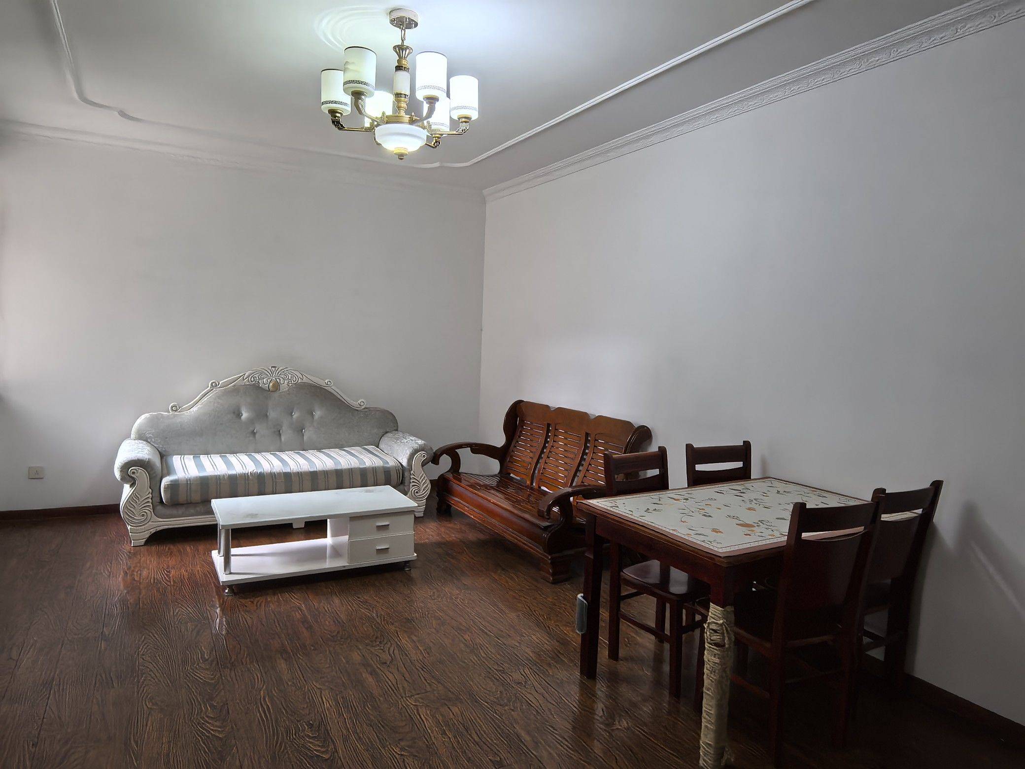 温馨小窝-干净治愈