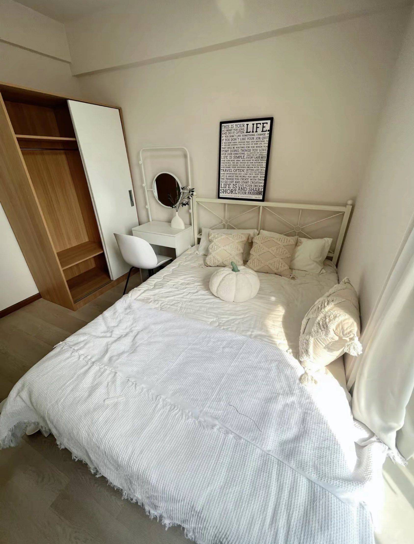 Wuhan-Hongshan-Cozy Home,Clean&Comfy,No Gender Limit,Hustle & Bustle,“Friends”,Chilled,LGBTQ Friendly,Pet Friendly
