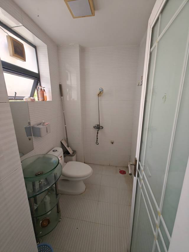 东郡花园小区整租房源3