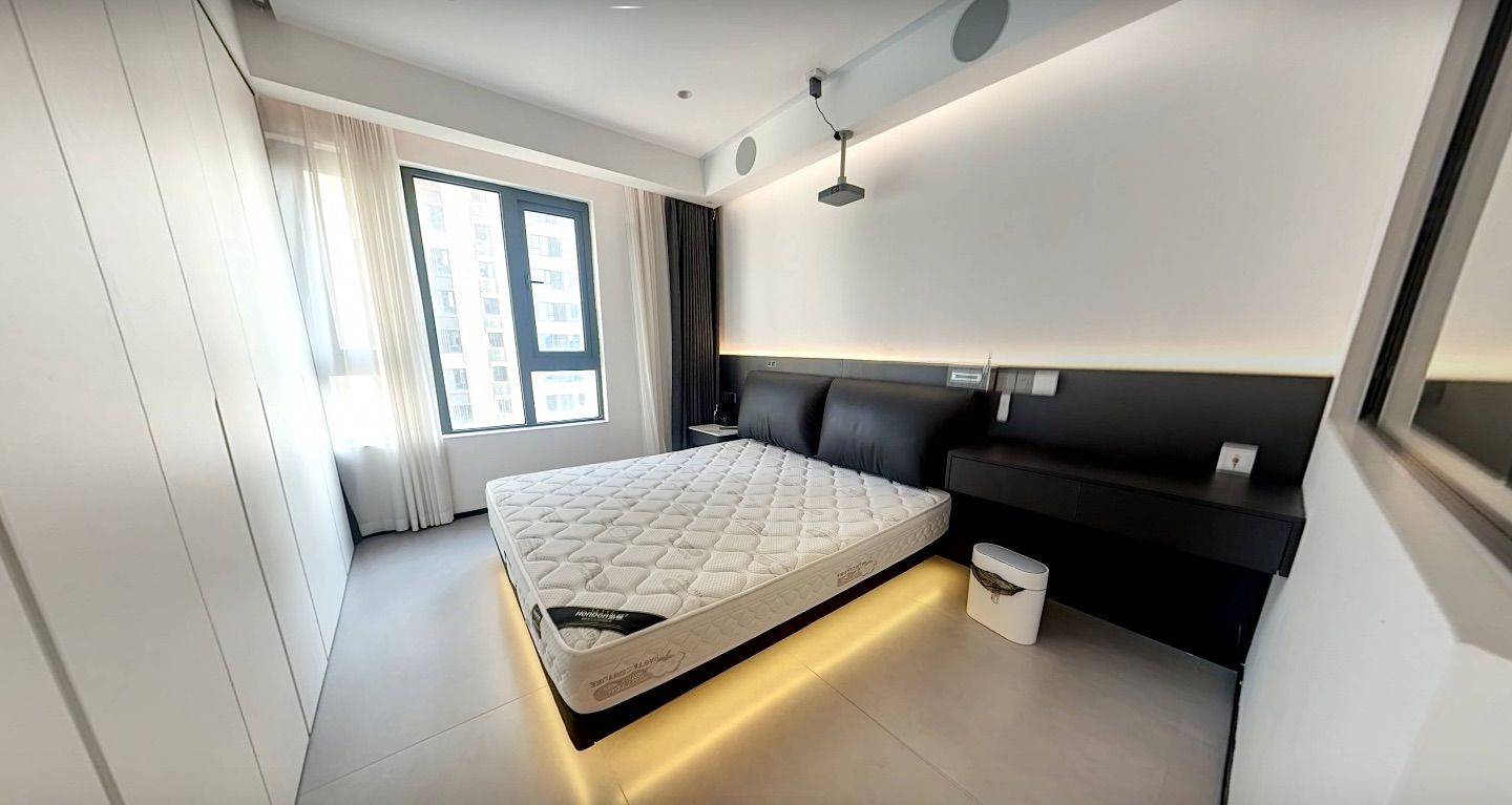 Wuhan-Hongshan-Cozy Home,Clean&Comfy,No Gender Limit,Hustle & Bustle