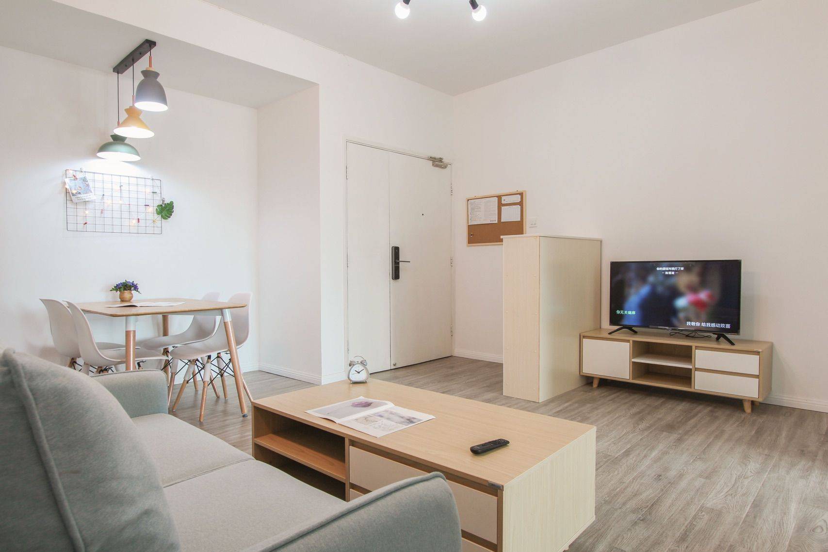 Shanghai-Jing‘An-Cozy Home,Clean&Comfy,No Gender Limit,Hustle & Bustle,“Friends”,Chilled,LGBTQ Friendly,Pet Friendly