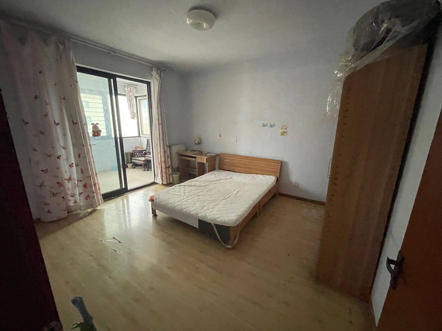 Zhengzhou-Erqi-Cozy Home,Clean&Comfy,No Gender Limit,Hustle & Bustle,Pet Friendly