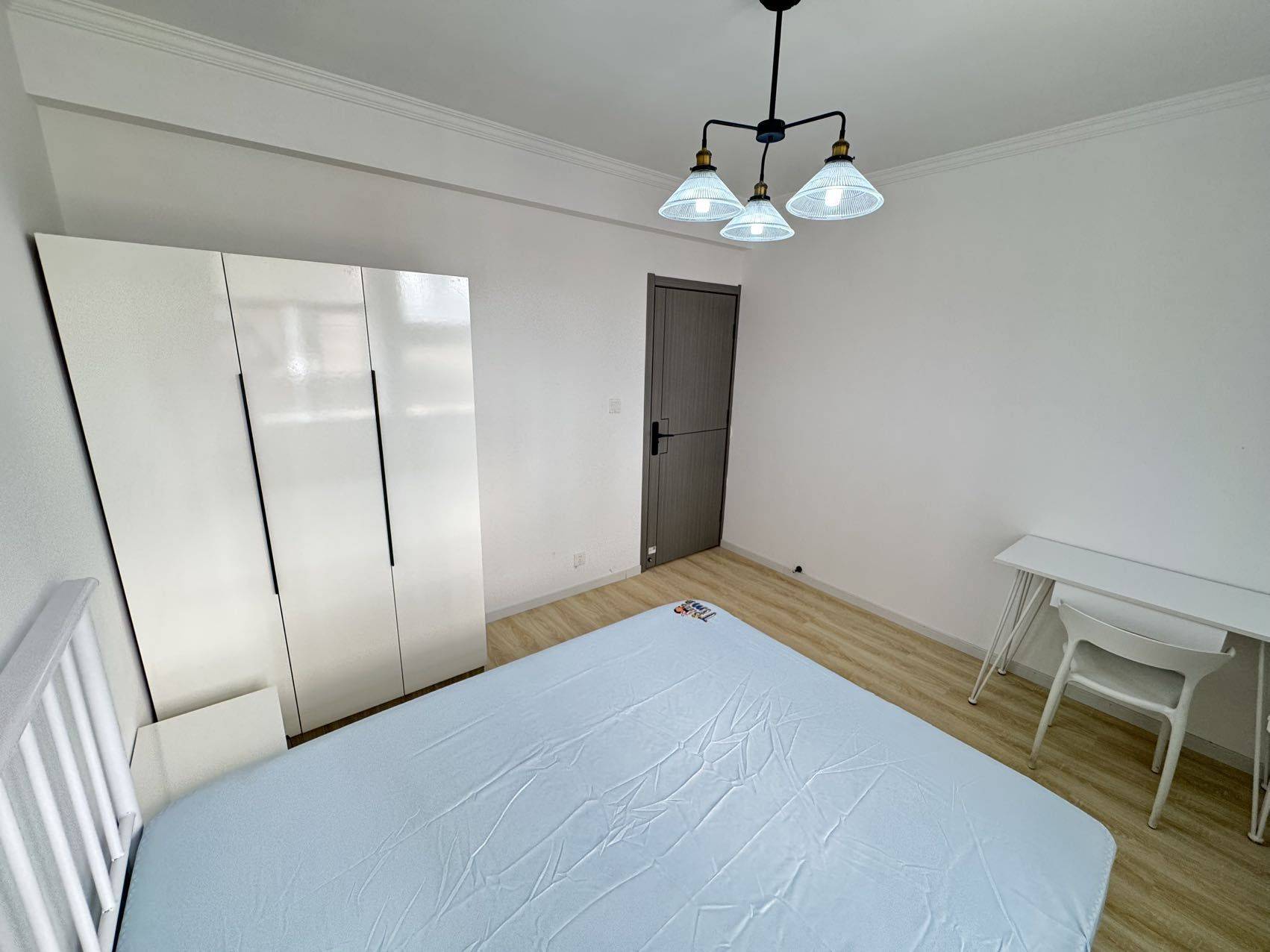 Nanjing-Gulou-Cozy Home,Clean&Comfy,No Gender Limit,Hustle & Bustle,“Friends”,Chilled,LGBTQ Friendly,Pet Friendly