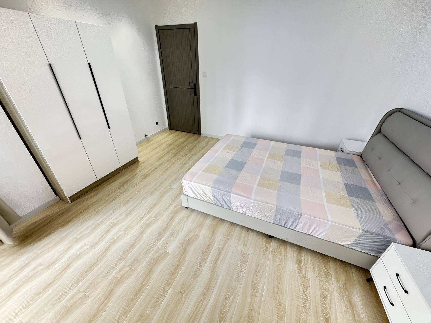 Nanjing-Gulou-Cozy Home,Clean&Comfy,No Gender Limit,Hustle & Bustle,“Friends”,Chilled,LGBTQ Friendly,Pet Friendly