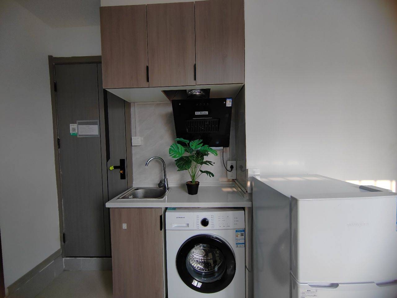 Nanjing-Yuhuatai-Cozy Home,Clean&Comfy,No Gender Limit,Hustle & Bustle,“Friends”,Chilled,LGBTQ Friendly,Pet Friendly