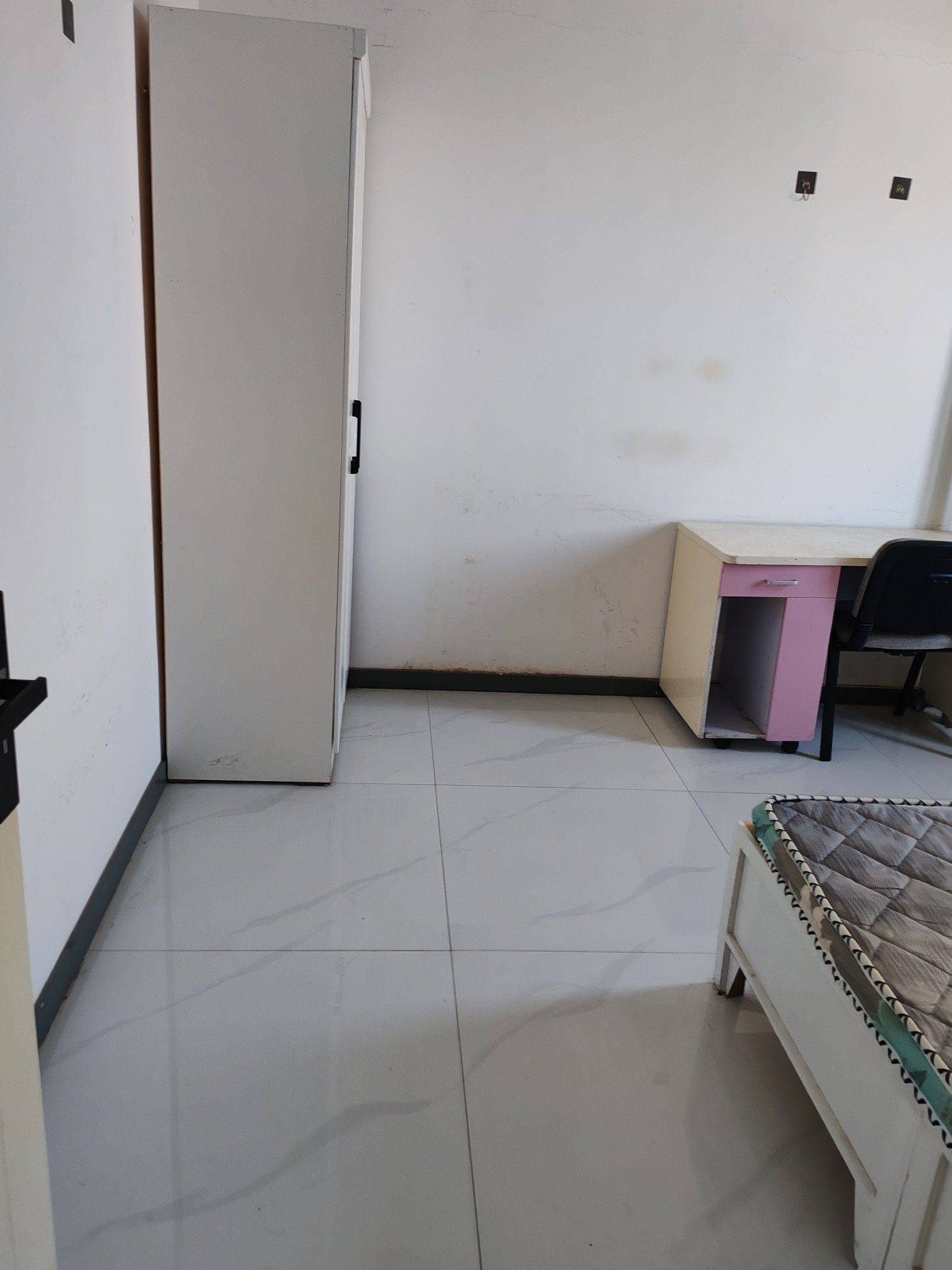 Zhengzhou-Jinshui-Cozy Home,Clean&Comfy,No Gender Limit,Hustle & Bustle,“Friends”,Chilled,LGBTQ Friendly,Pet Friendly