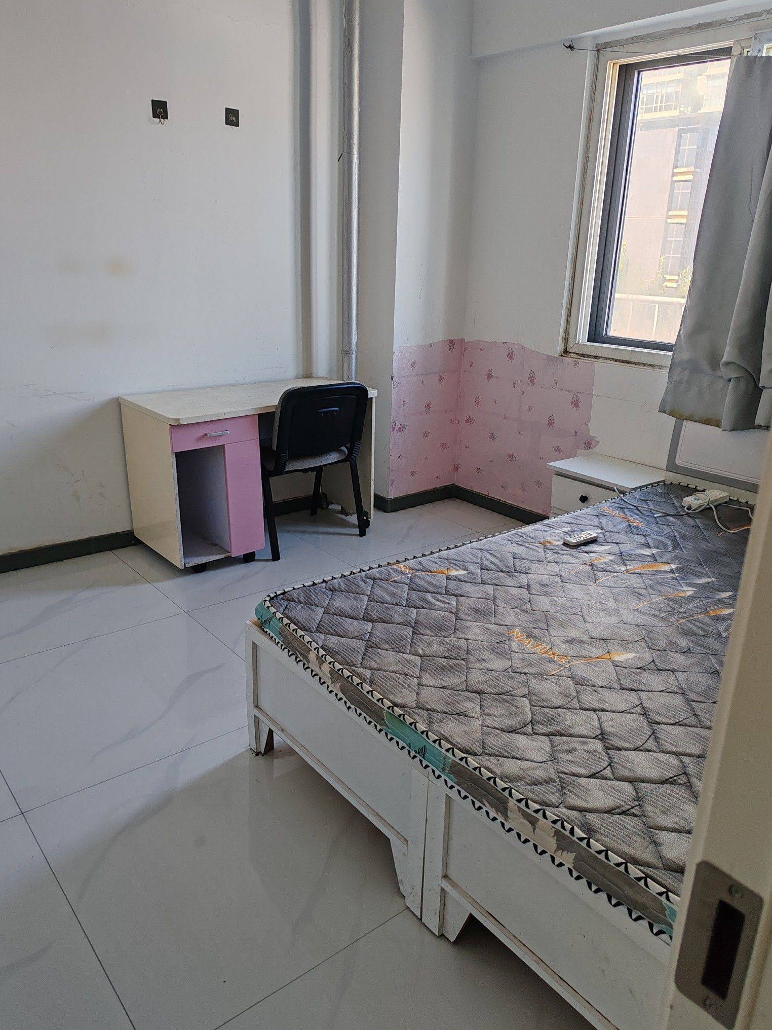 Zhengzhou-Jinshui-Cozy Home,Clean&Comfy,No Gender Limit,Hustle & Bustle,“Friends”,Chilled,LGBTQ Friendly,Pet Friendly
