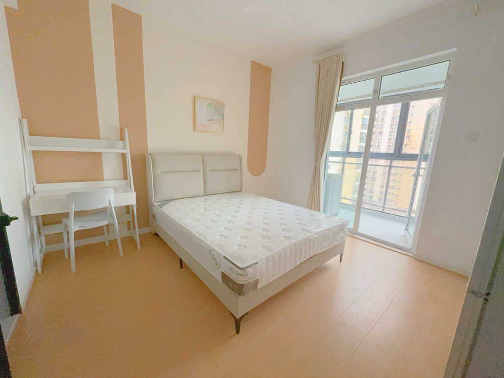 Cozy Home-Clean&Comfy-No Gender Limit-Hustle & Bustle-“Friends”-Chilled-LGBTQ Friendly-Pet Friendly