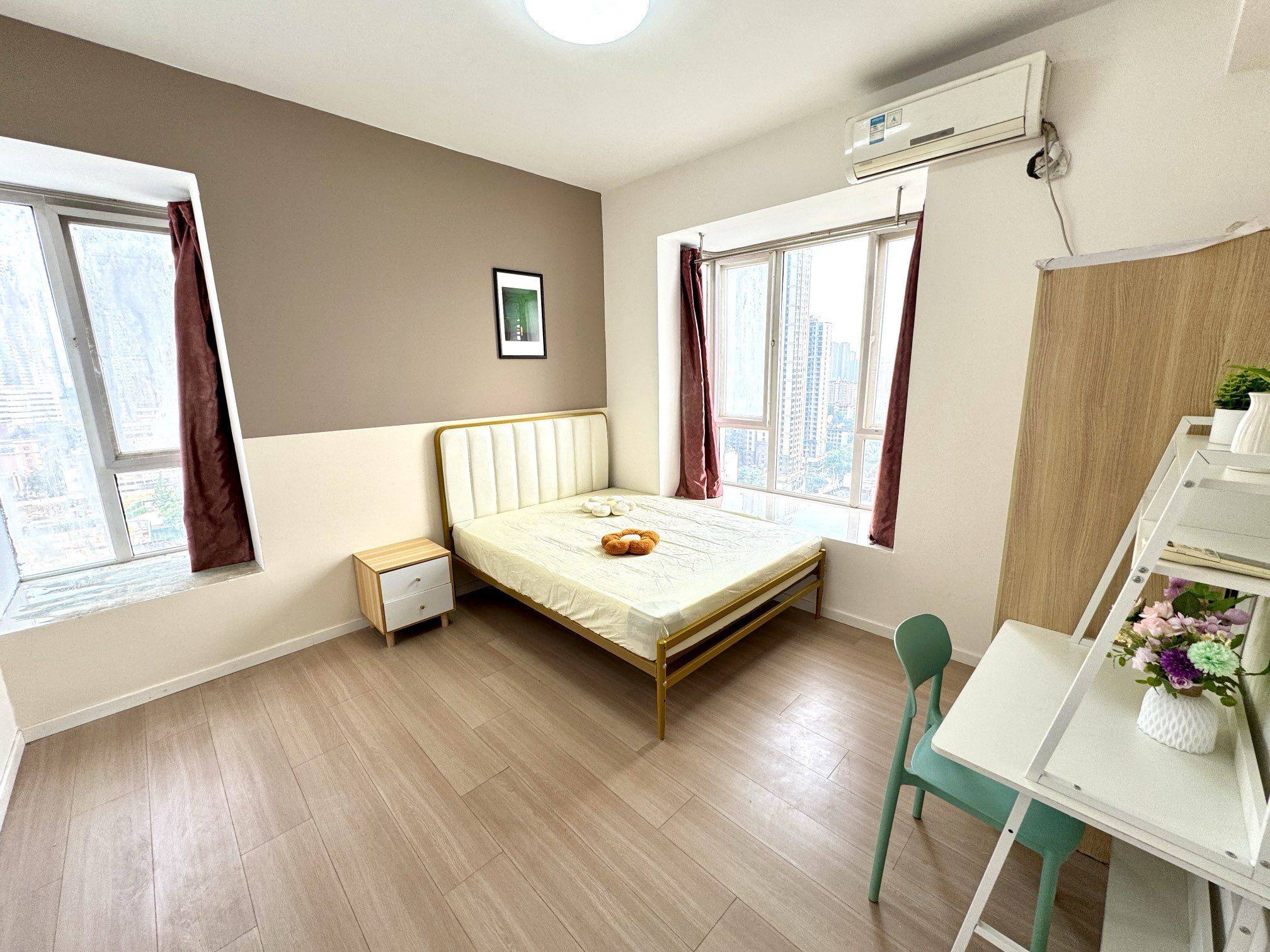 Wuhan-Hongshan-Cozy Home,Clean&Comfy,No Gender Limit,Hustle & Bustle,Chilled,LGBTQ Friendly,Pet Friendly