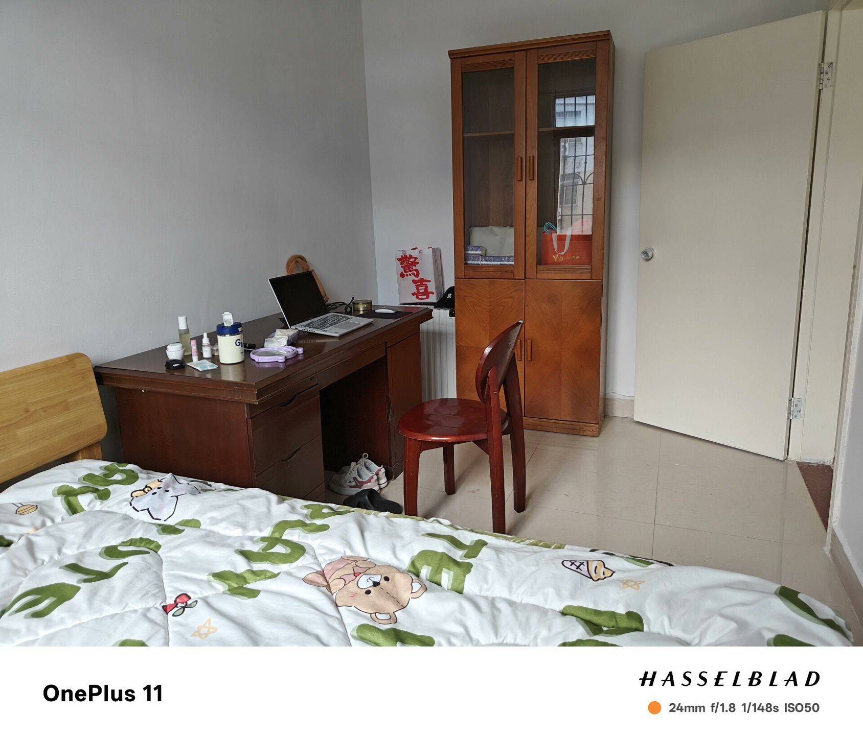 Guangzhou-Tianhe-Clean&Comfy,No Gender Limit,Hustle & Bustle