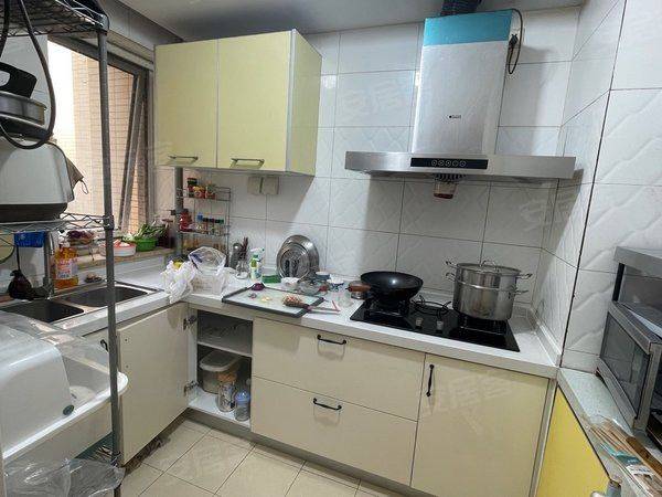 Beijing-Chaoyang-Cozy Home,Clean&Comfy,No Gender Limit,Hustle & Bustle,“Friends”,Chilled,LGBTQ Friendly,Pet Friendly