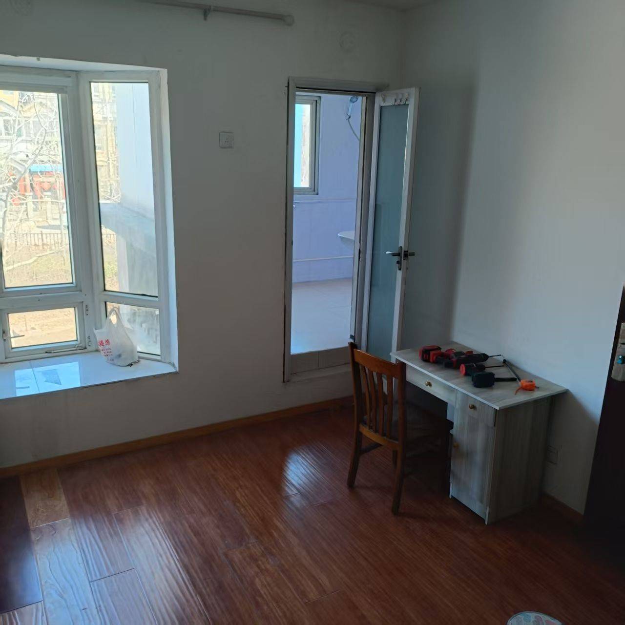 Tianjin-Binhai New -Cozy Home,Clean&Comfy,No Gender Limit,Hustle & Bustle,“Friends”,Chilled