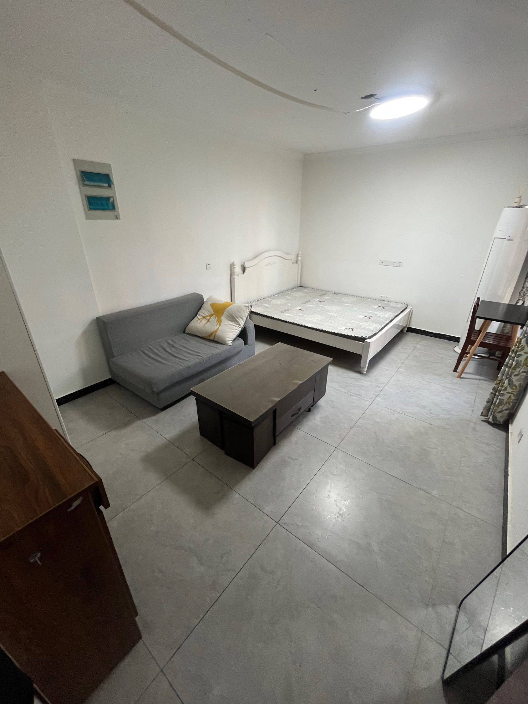 Zhengzhou-Erqi-Cozy Home,Clean&Comfy,No Gender Limit,Hustle & Bustle,“Friends”,Chilled,LGBTQ Friendly