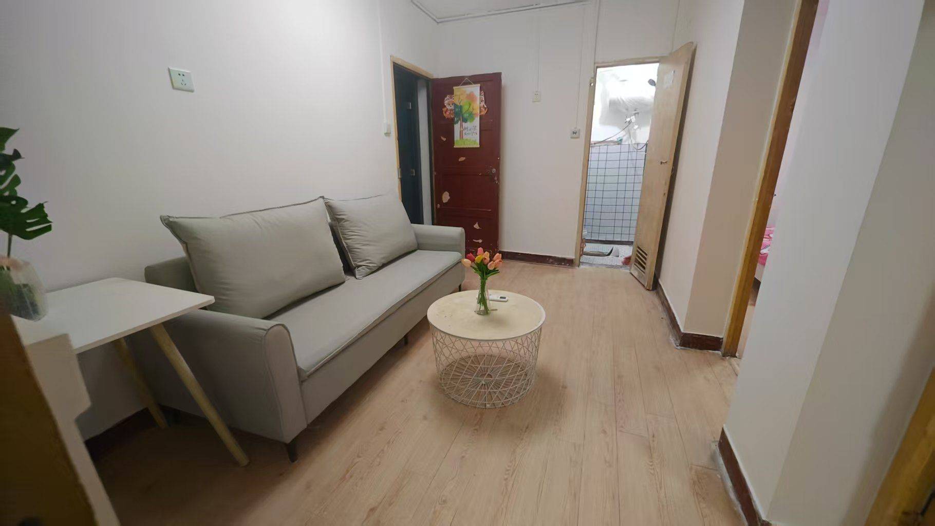 Xi'An-Beilin-Cozy Home,Clean&Comfy,No Gender Limit,Hustle & Bustle,Chilled