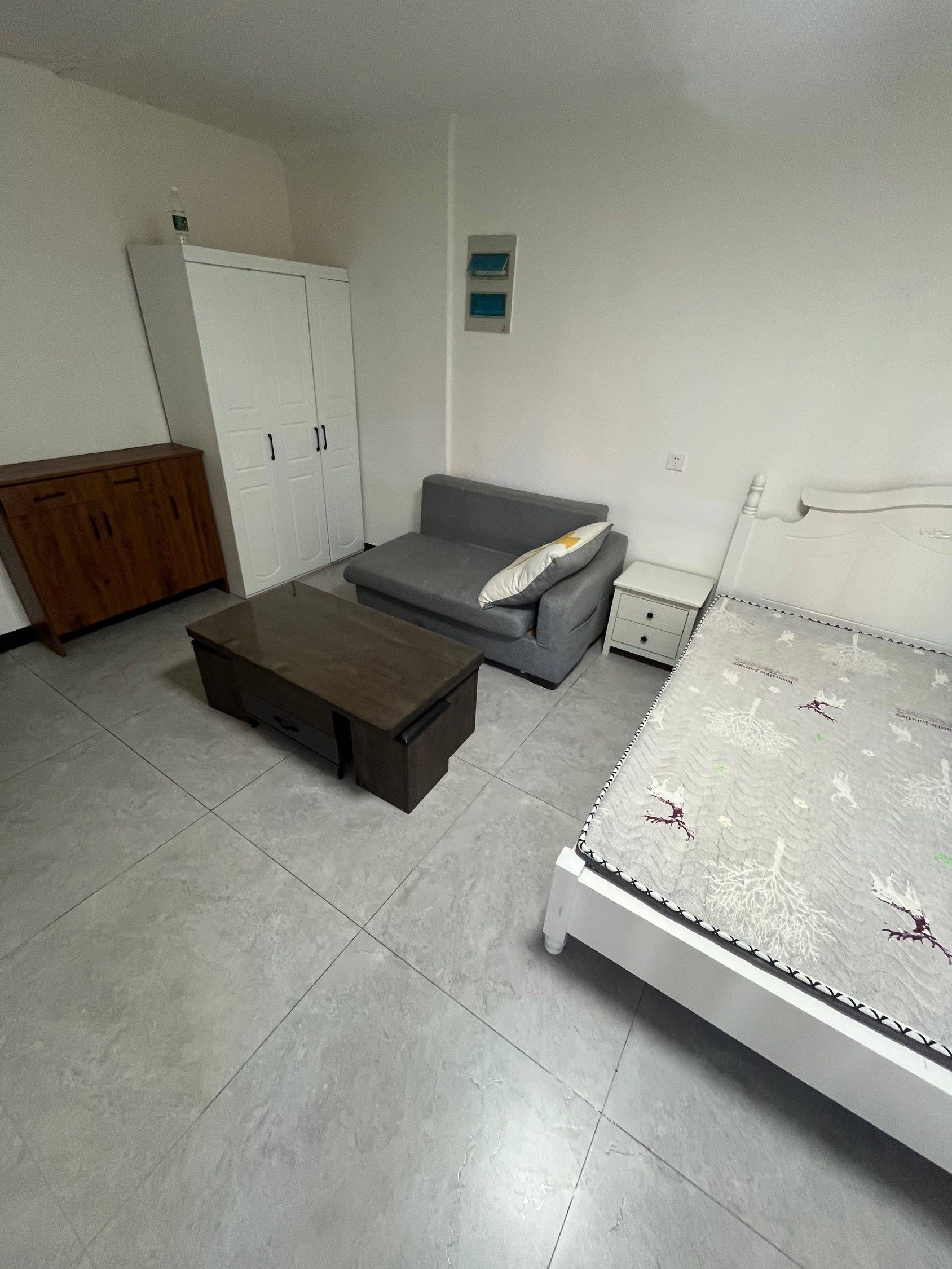 Zhengzhou-Erqi-Cozy Home,Clean&Comfy,No Gender Limit,Hustle & Bustle,“Friends”,Chilled,LGBTQ Friendly