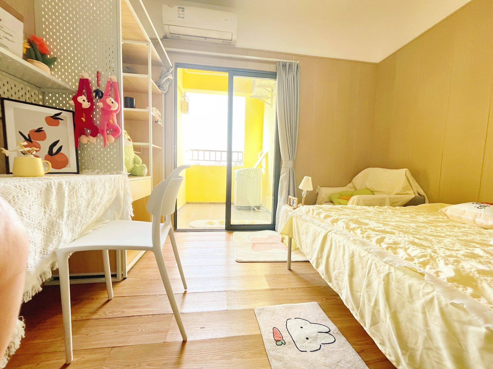 Shenzhen-Longhua-Cozy Home,Clean&Comfy,No Gender Limit,Hustle & Bustle,“Friends”,Chilled,LGBTQ Friendly,Pet Friendly