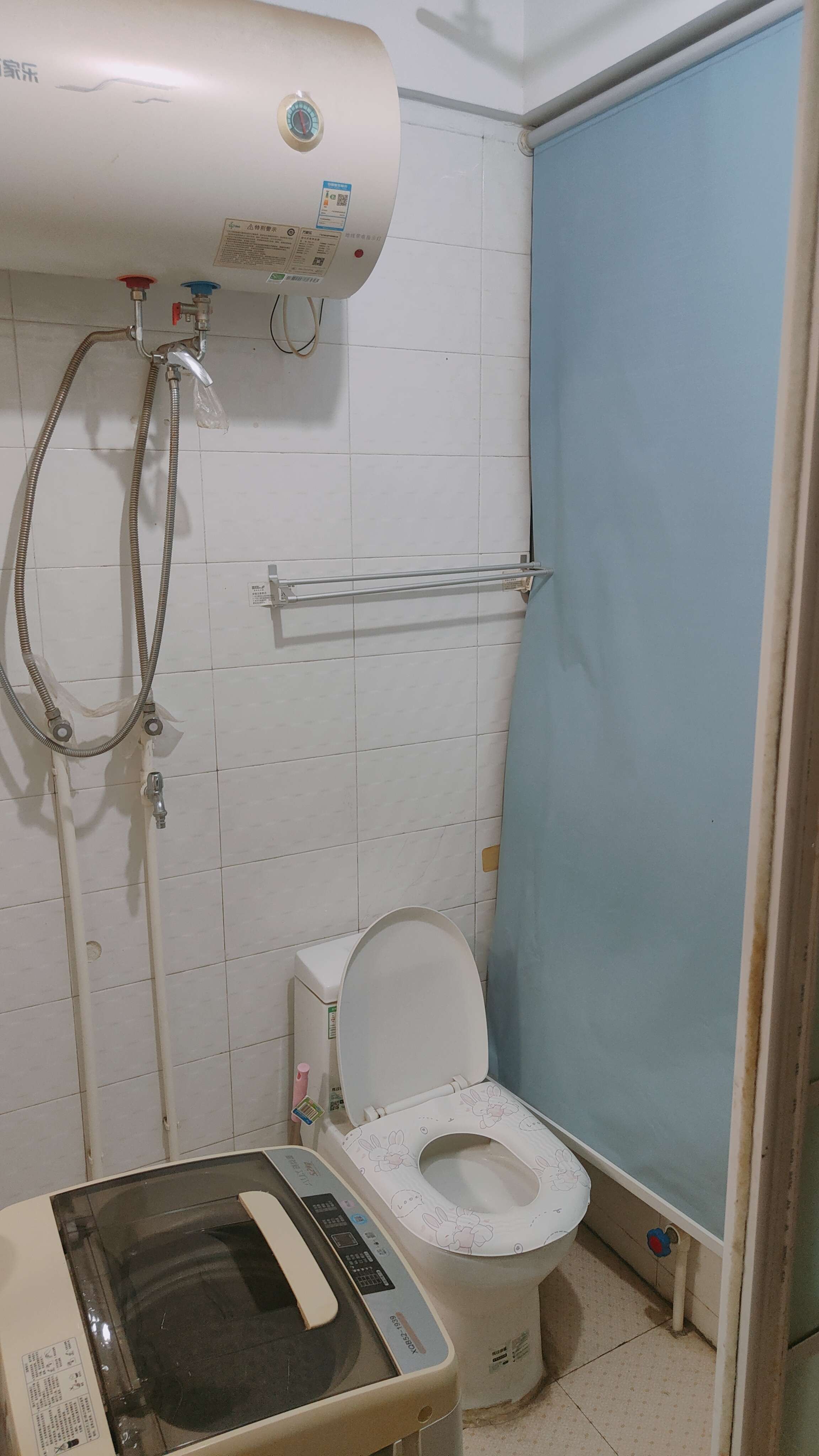 Zhengzhou-Jinshui-Cozy Home,Clean&Comfy,No Gender Limit,Hustle & Bustle,“Friends”,Chilled,LGBTQ Friendly,Pet Friendly