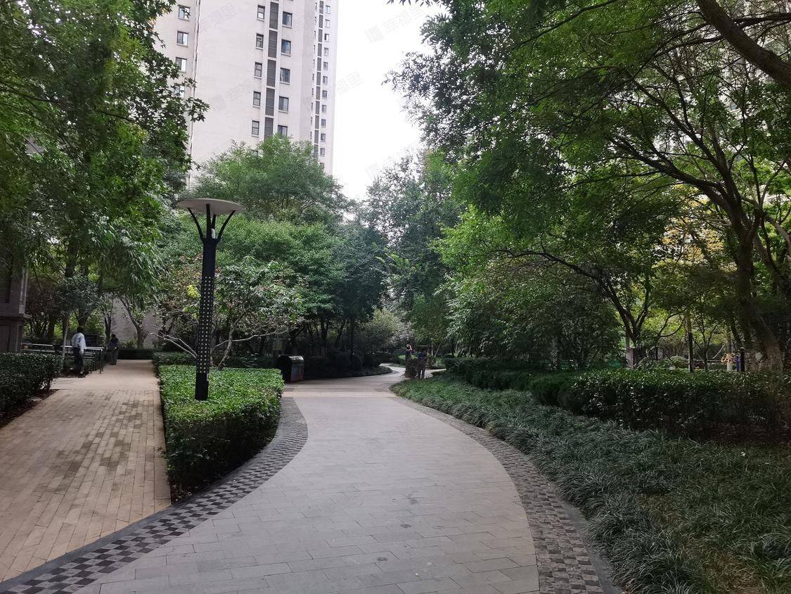 Beijing-Tongzhou-Clean&Comfy,No Gender Limit,Hustle & Bustle,Chilled