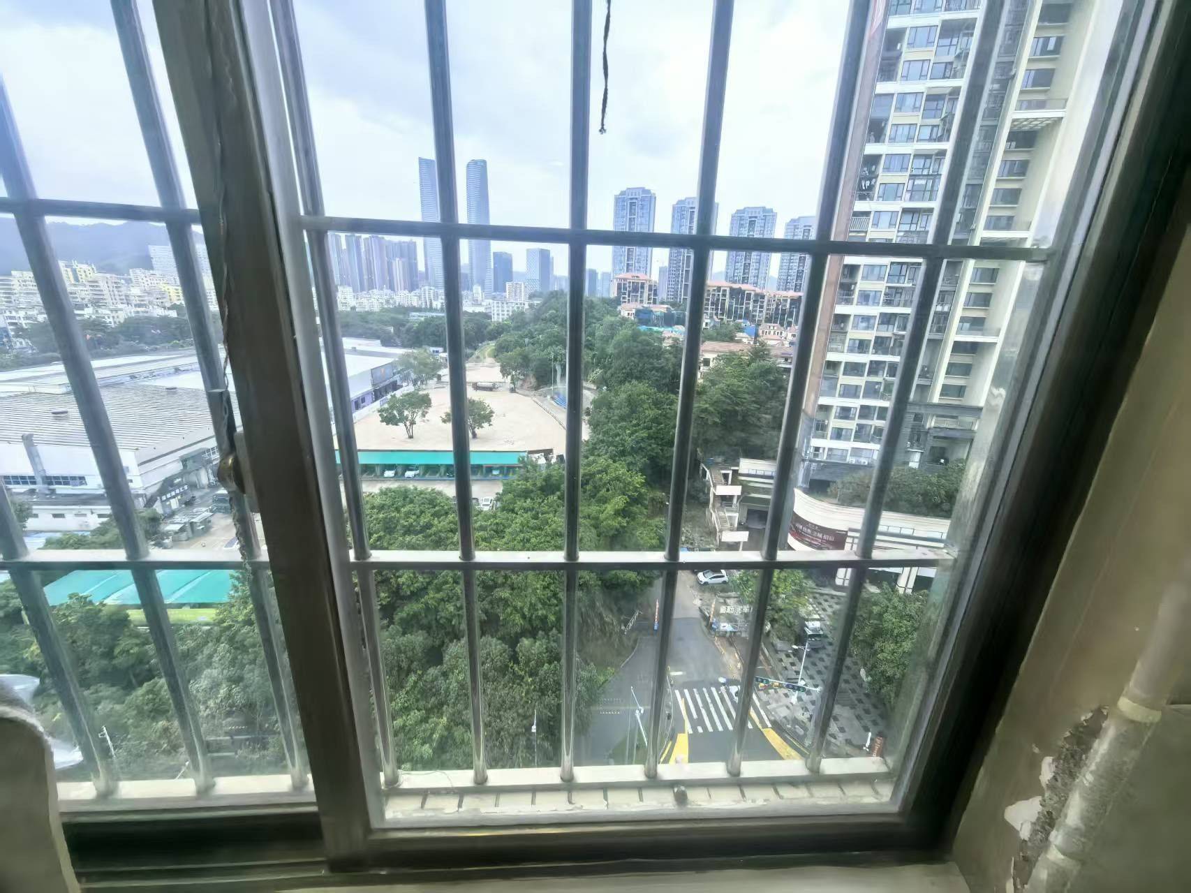 Shenzhen-Longgang-Cozy Home,Clean&Comfy,No Gender Limit,Hustle & Bustle,“Friends”,Chilled,LGBTQ Friendly,Pet Friendly
