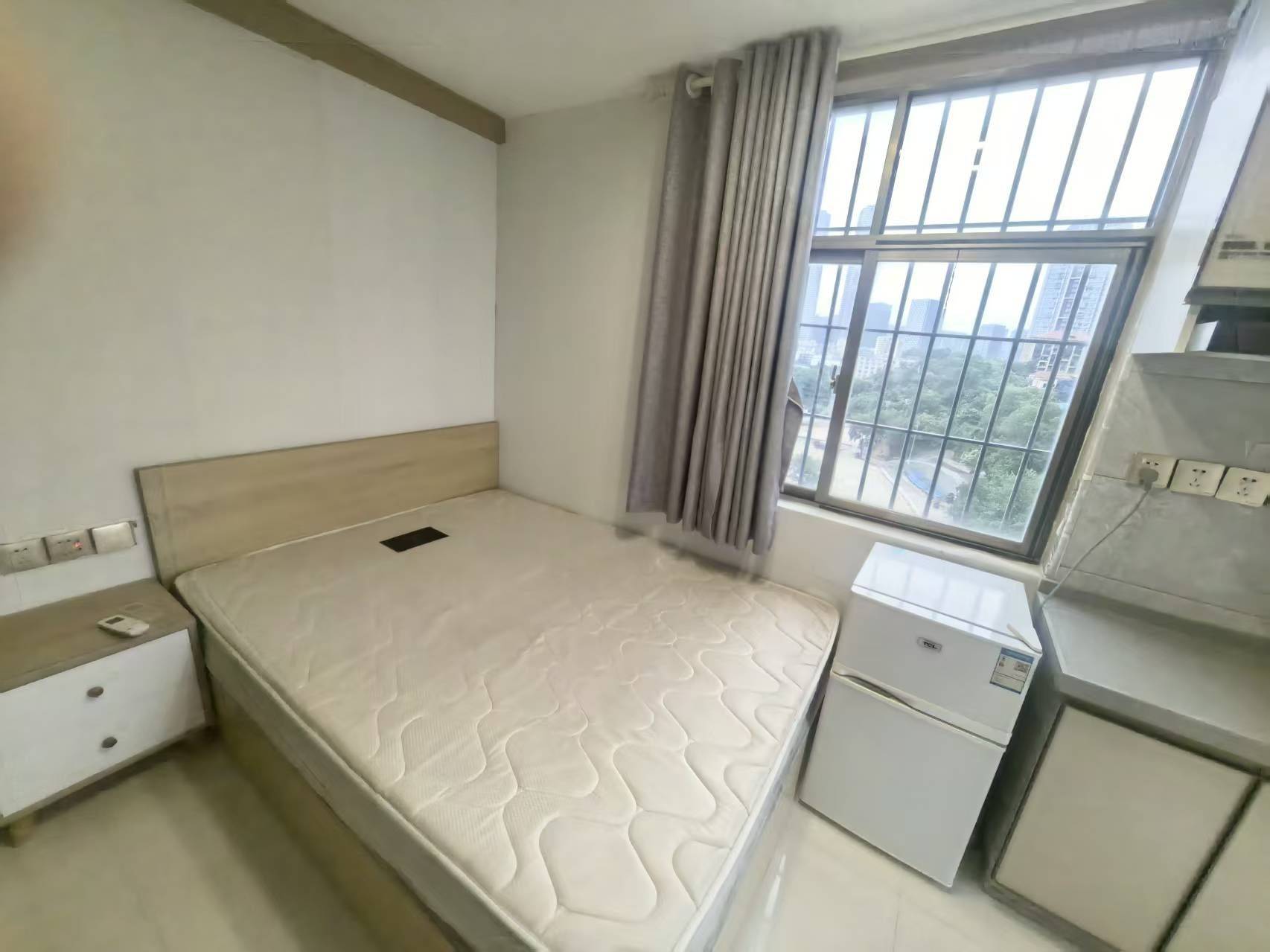 Shenzhen-Longgang-Cozy Home,Clean&Comfy,No Gender Limit,Hustle & Bustle,“Friends”,Chilled,LGBTQ Friendly,Pet Friendly
