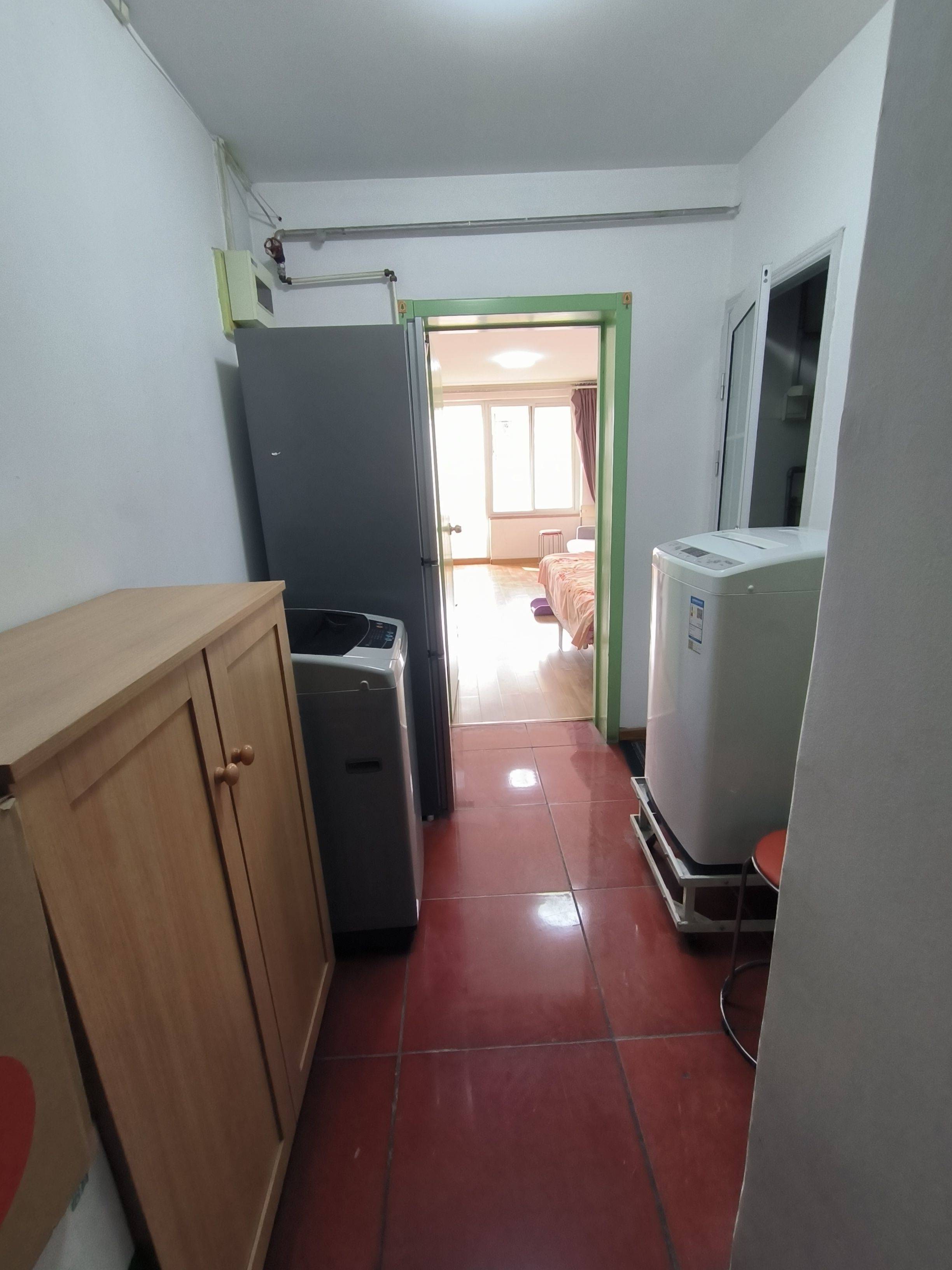 Beijing-Xicheng-Line 7,Long & Short Term,Replacement,Single Apartment,LGBTQ Friendly,Pet Friendly